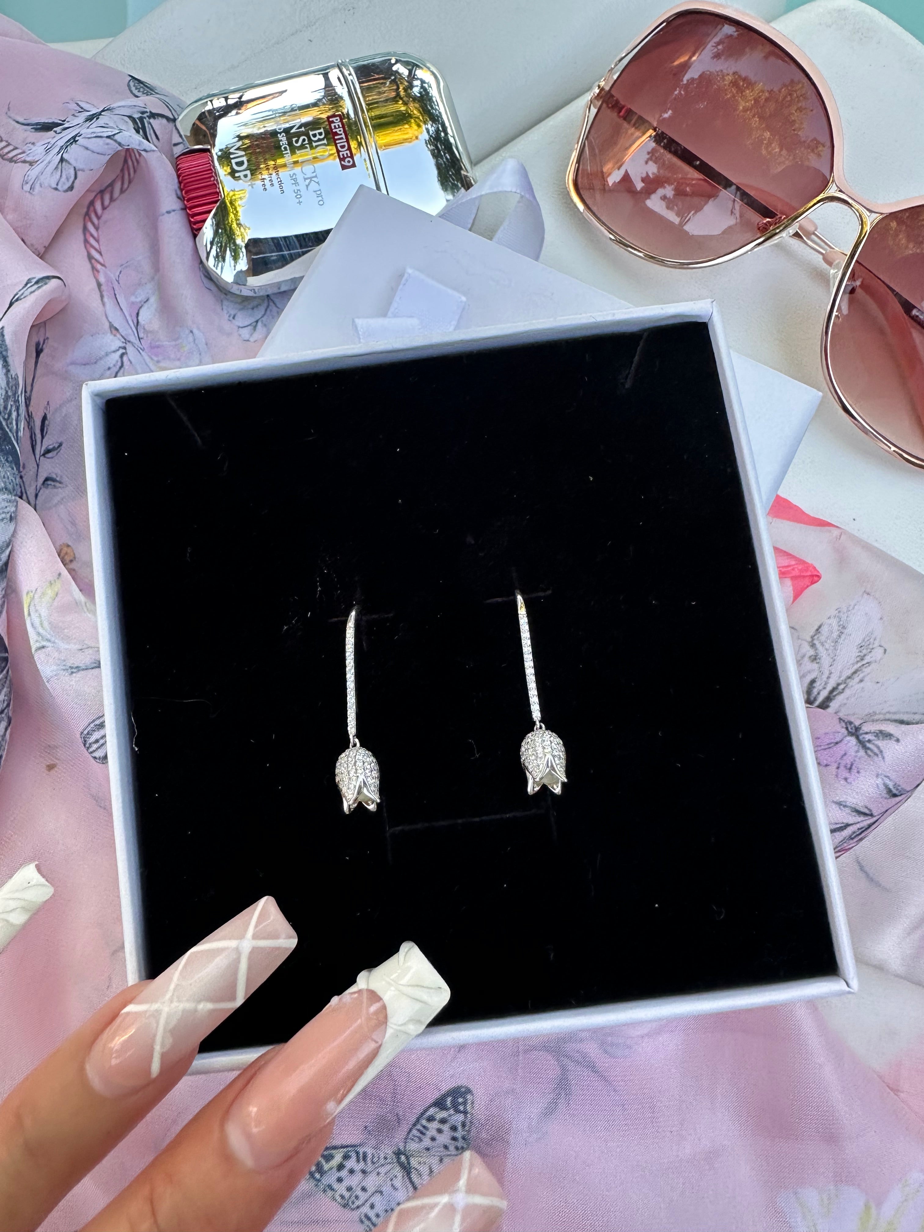 Soft Girl Sparkle Earrings