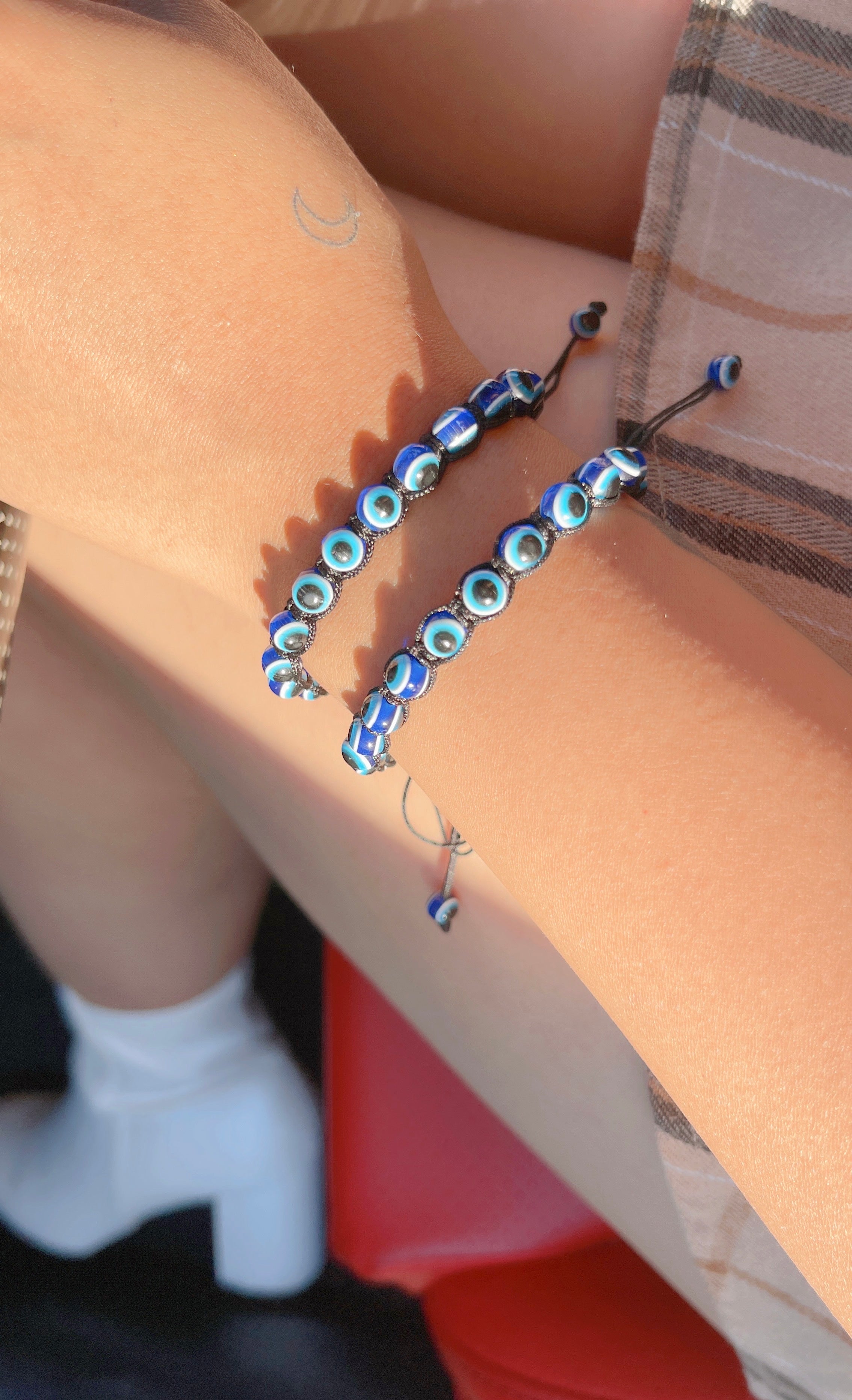 🧿 Midnight Babe – Evil Eye Bracelet 🖤💙