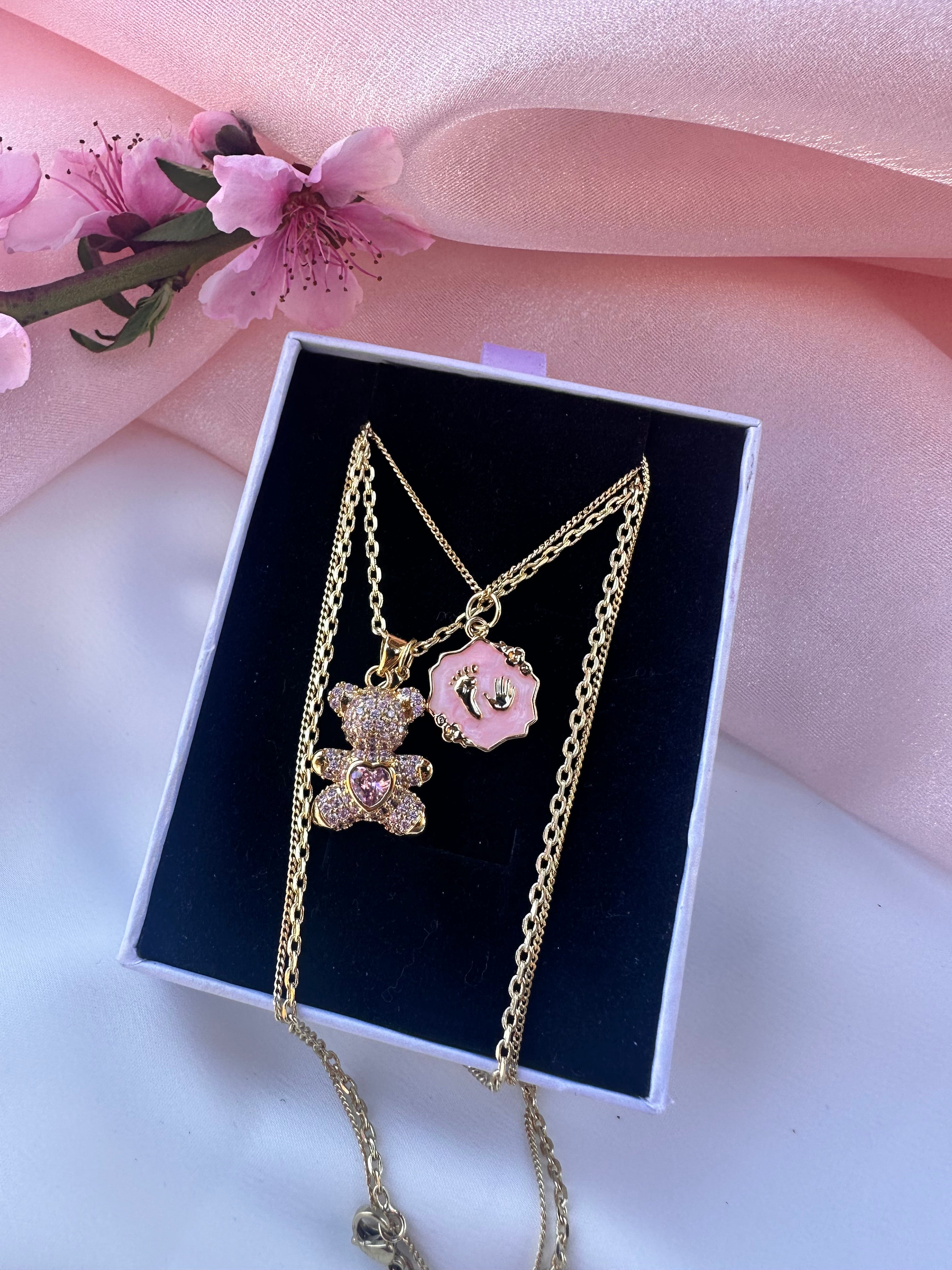 Sweet Momma Bear Necklace Set