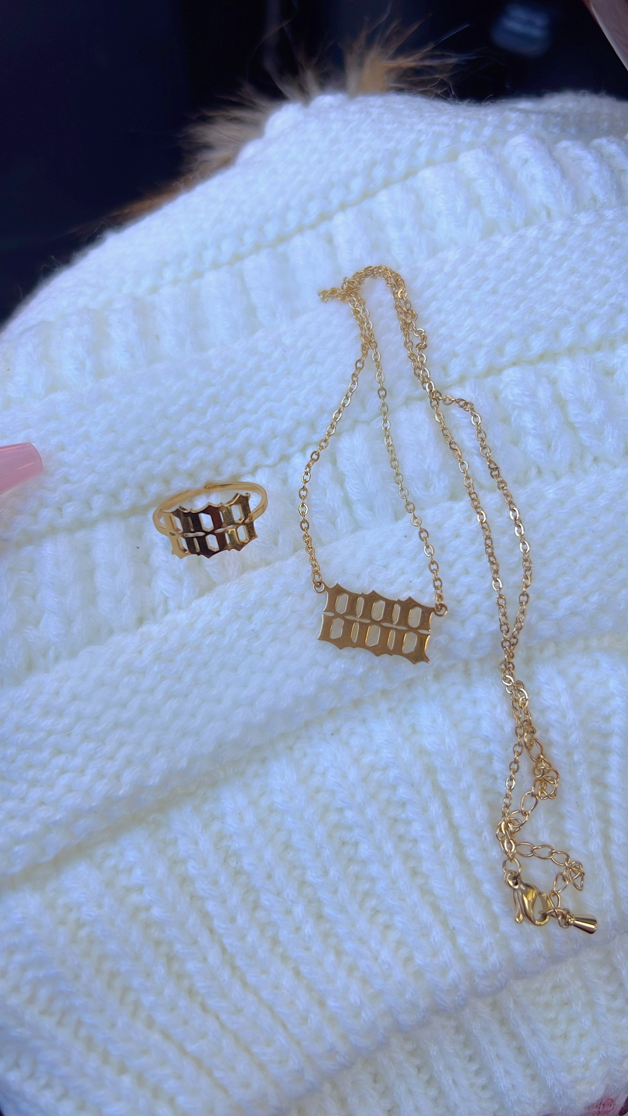 Smooth Angel Number Necklace Set