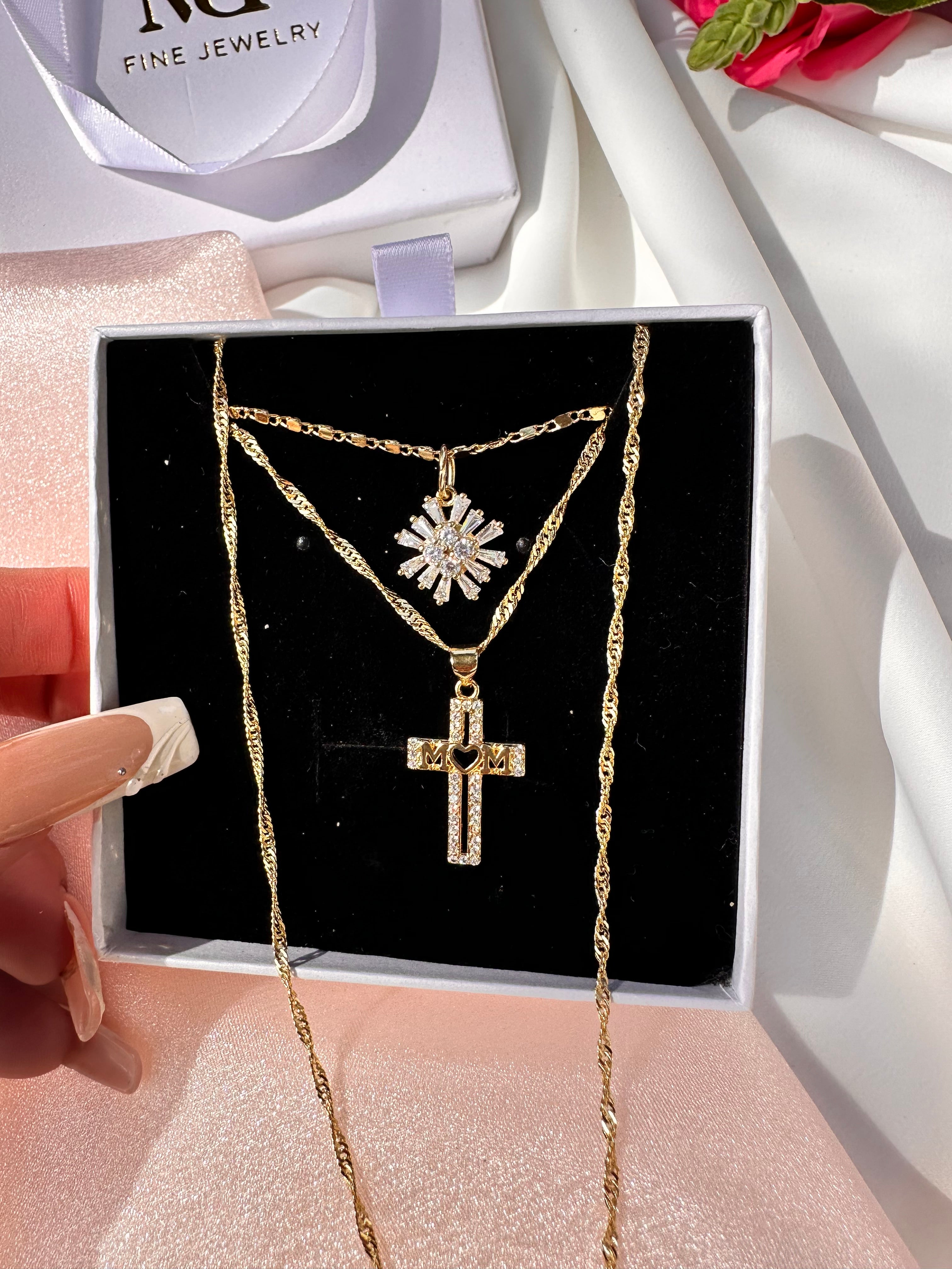 Divine Mom Necklace Set