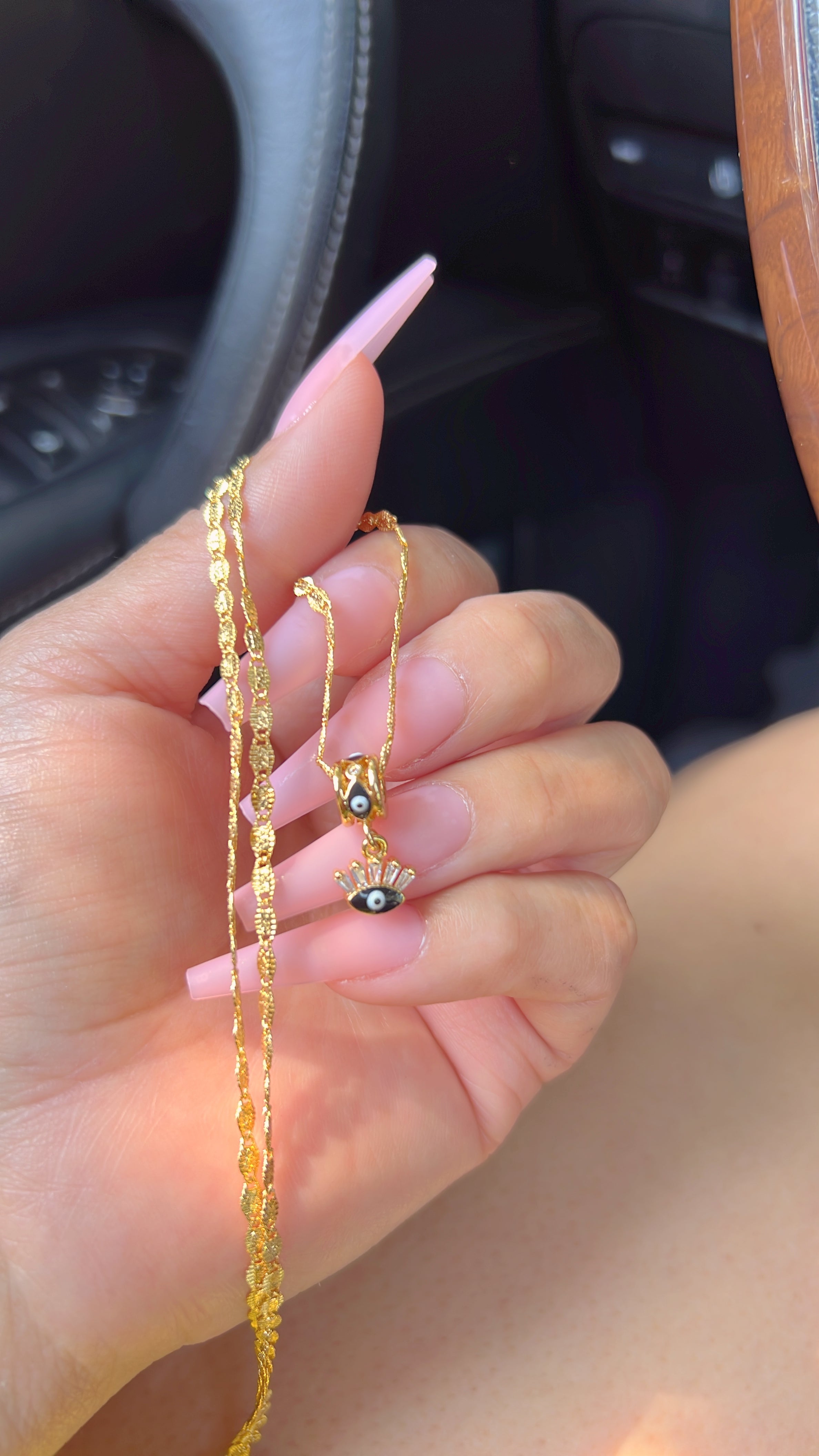 Collar de mal de ojo negro