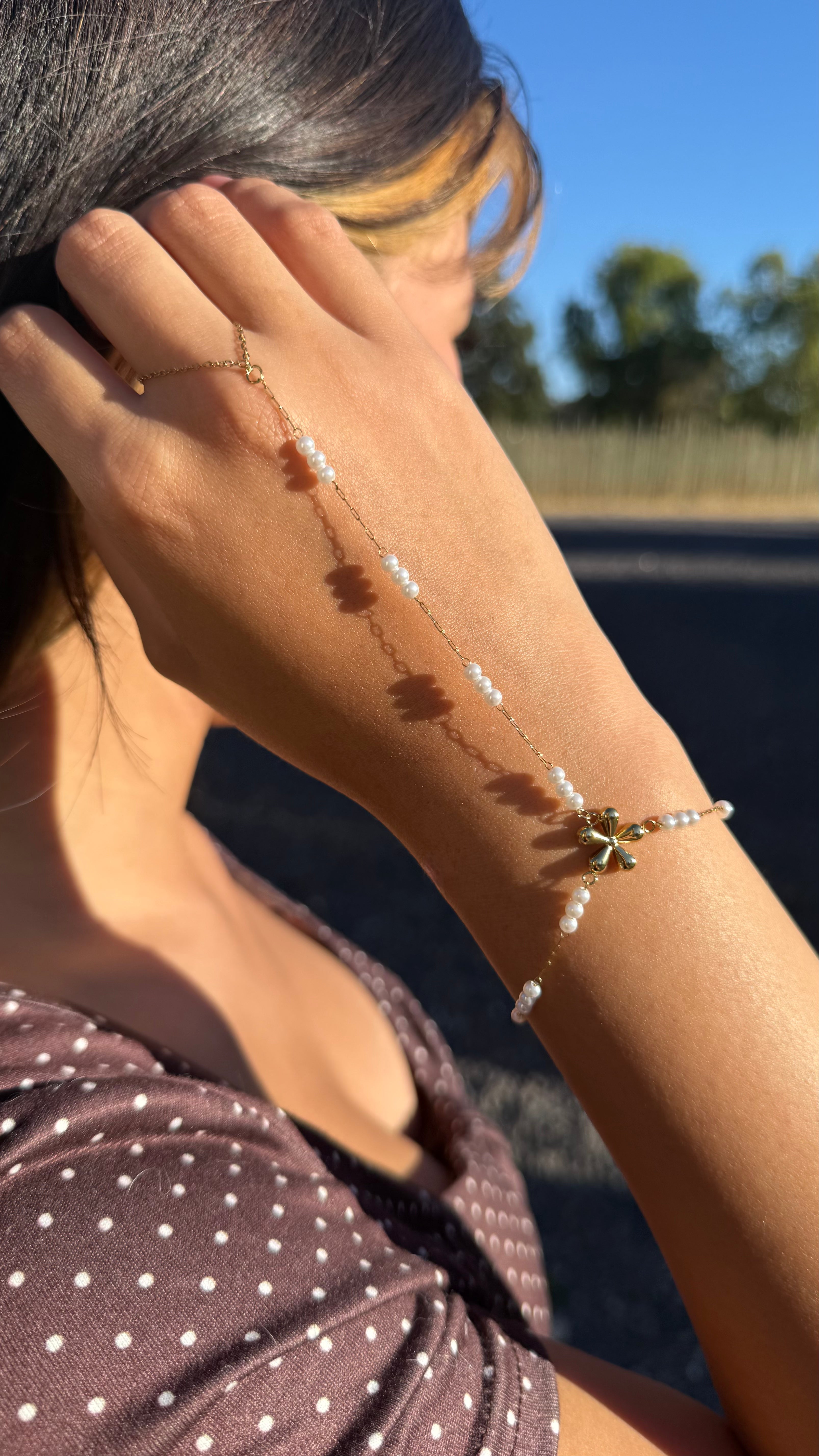 Gracie Floral Hand Chain