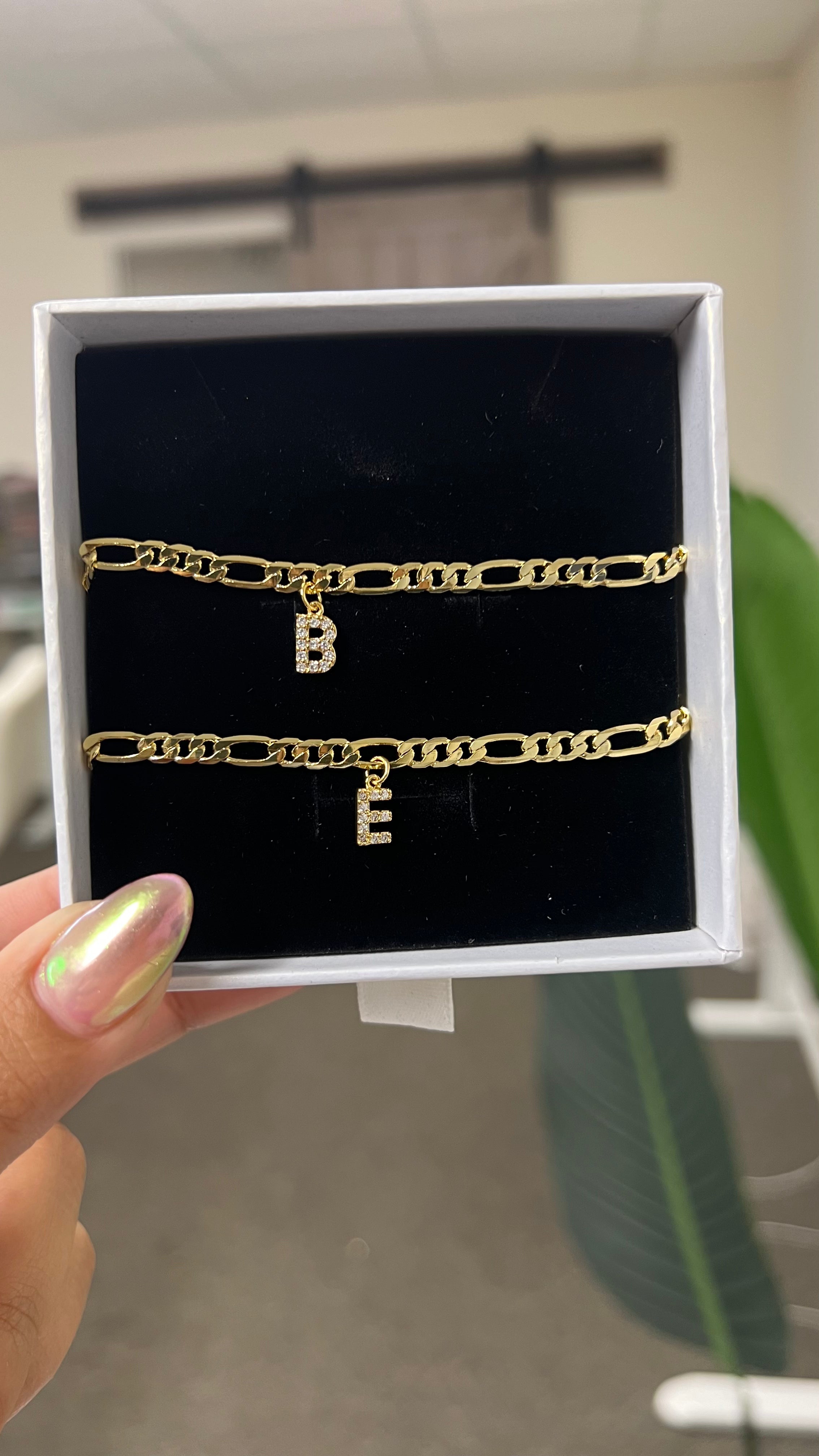 Mini Initial Figaro Bracelet (1 pcs)