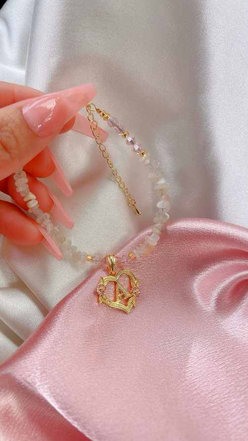 Pulsera Corazón inicial blanca