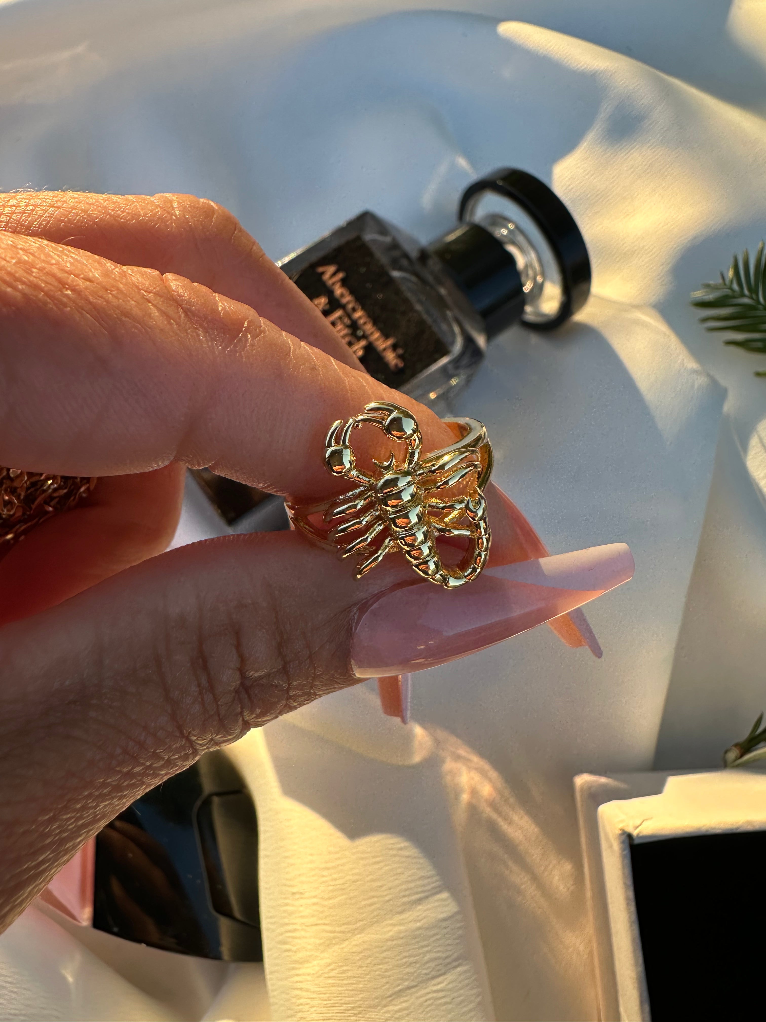 Anillo Escorpión Oro