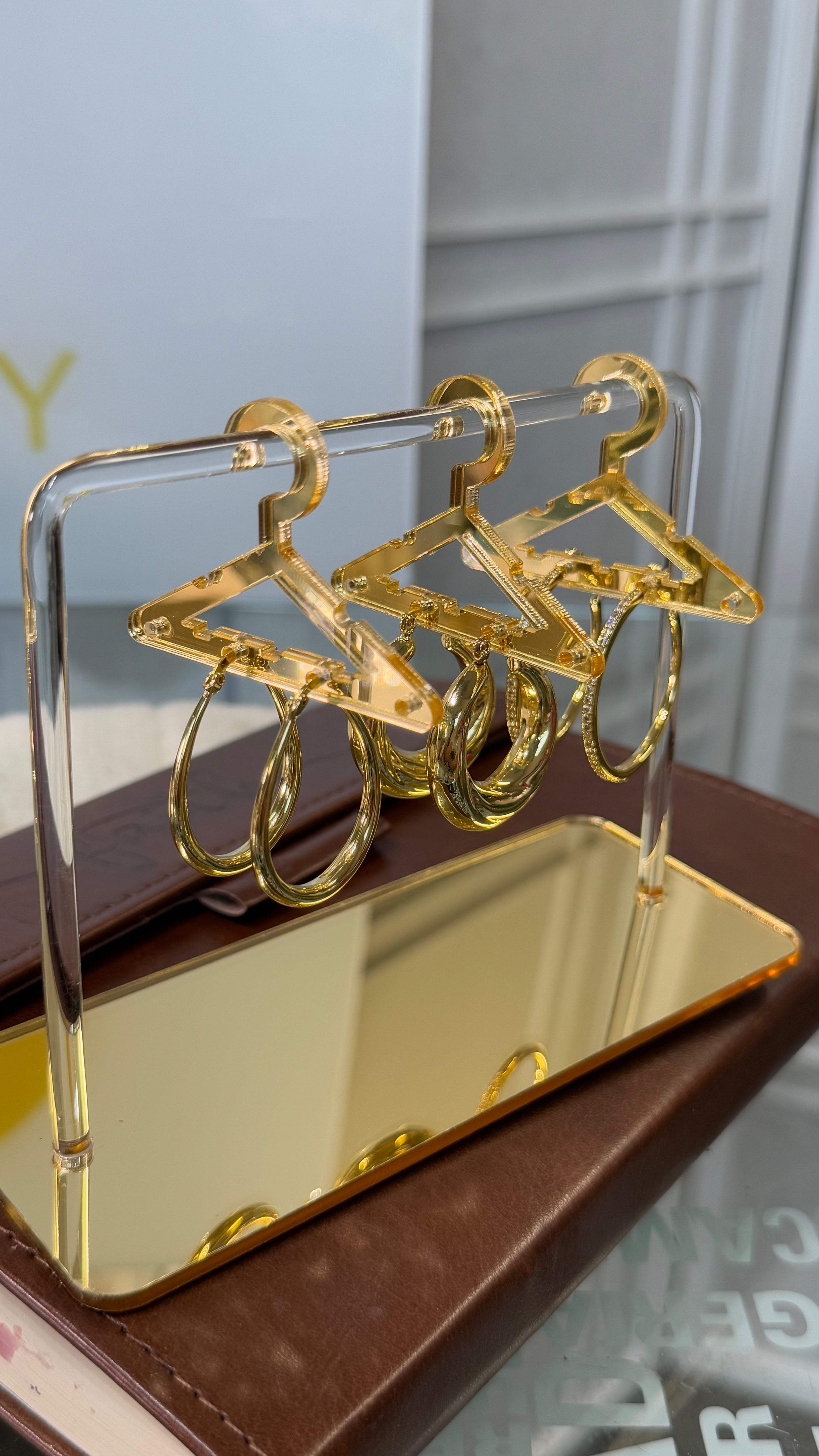 M&P Soporte para Joyas + 8 Perchas