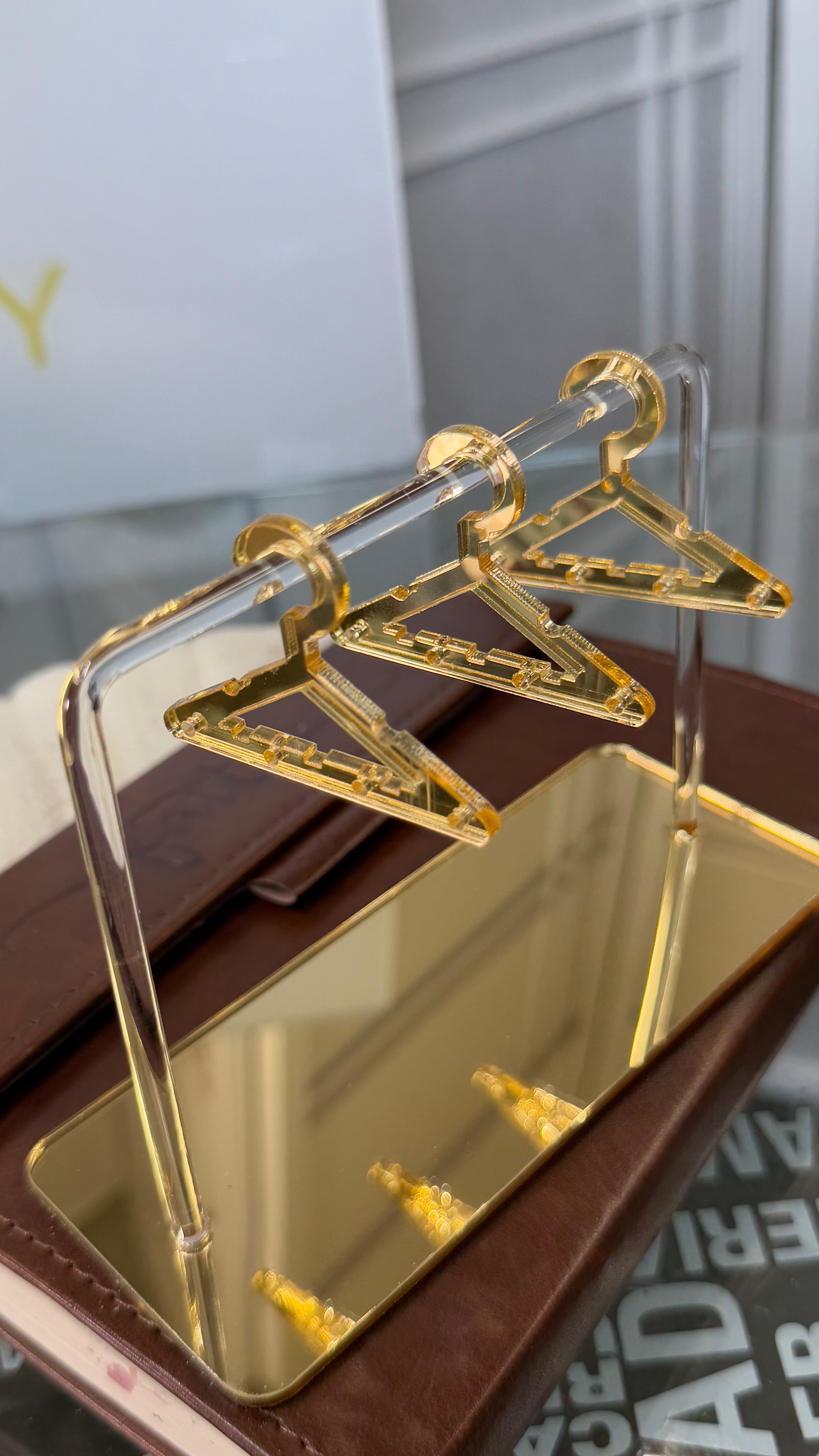 M&P Soporte para Joyas + 8 Perchas