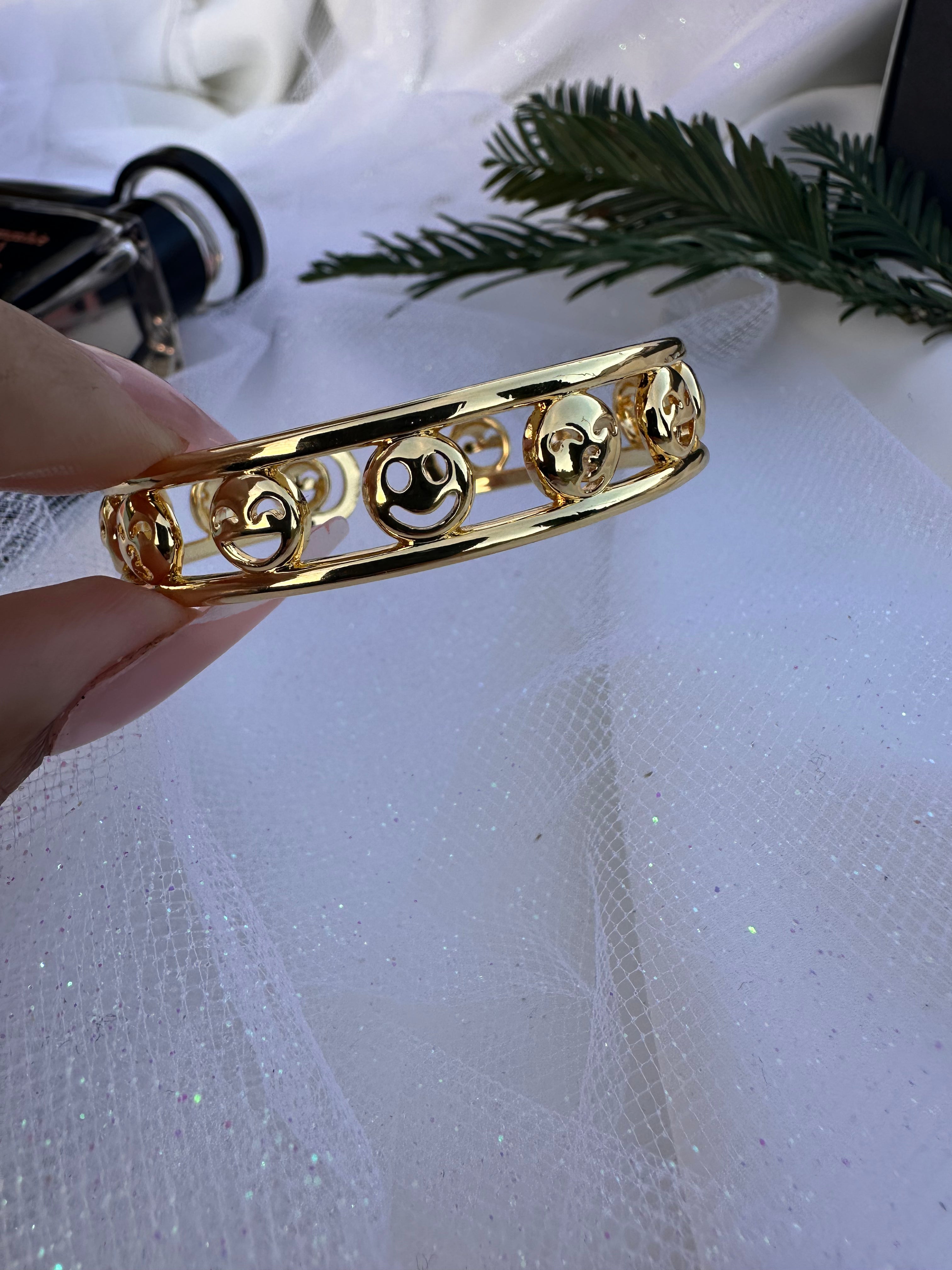 Expressions Bangle