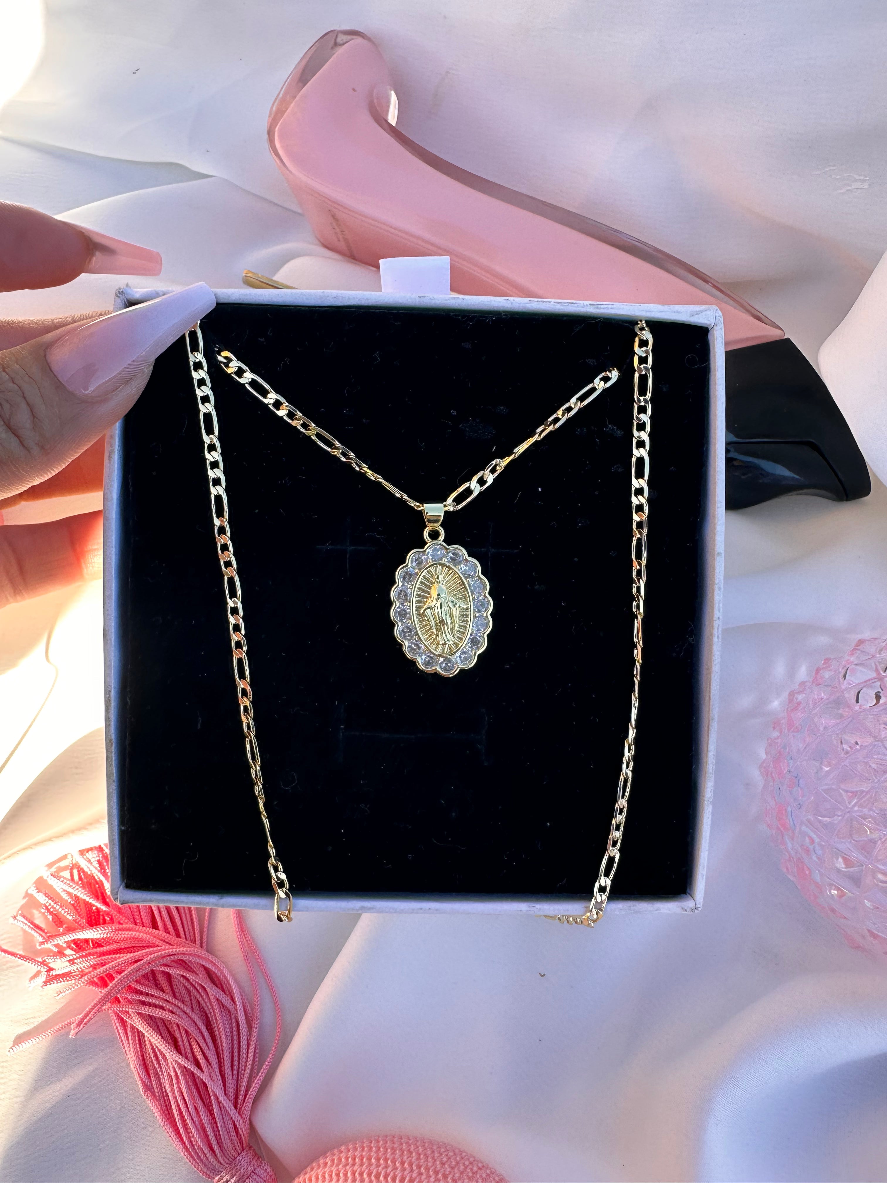 BV Collar María Santísima