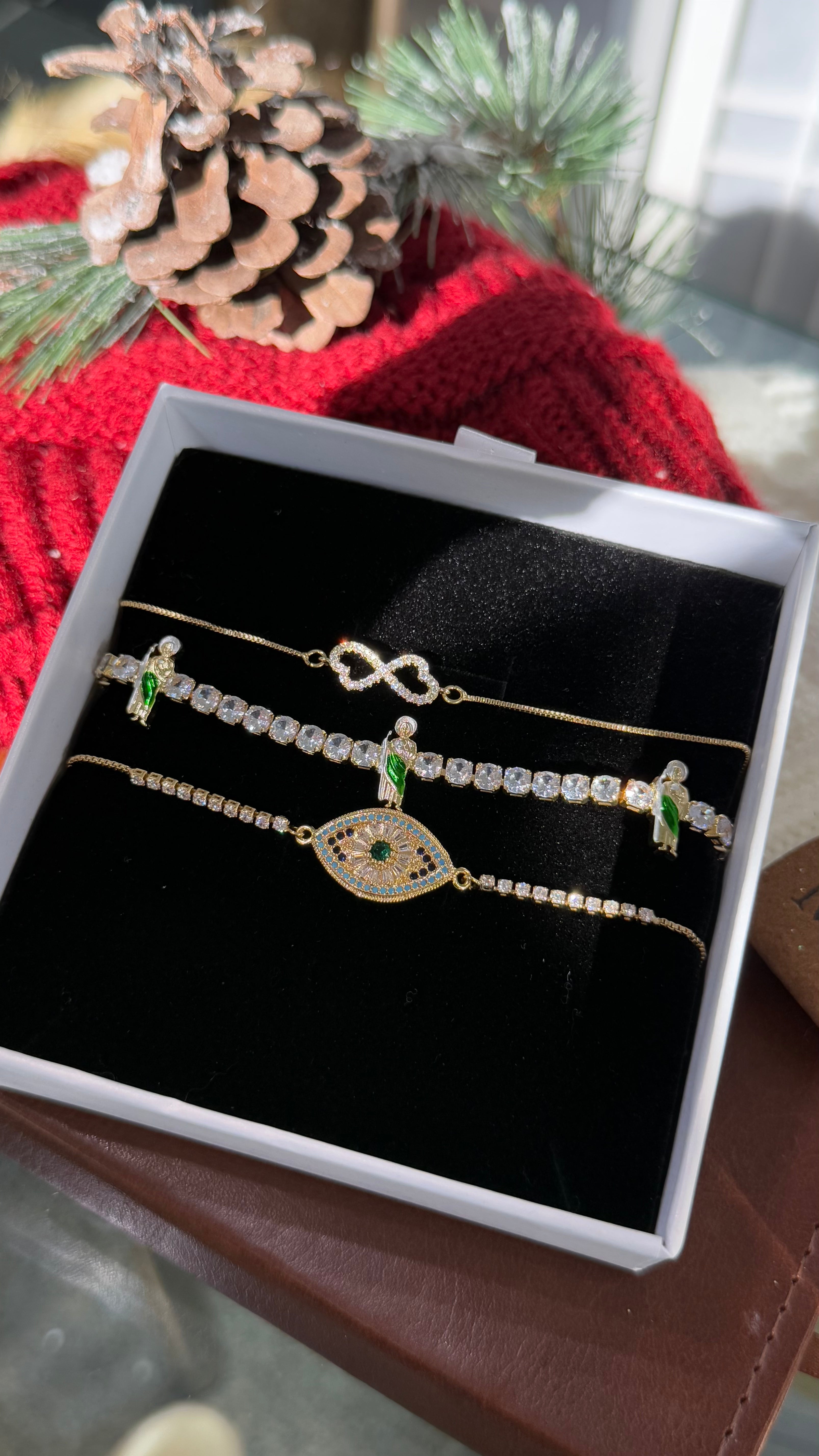 Ivy Saint Jude Bracelet Set