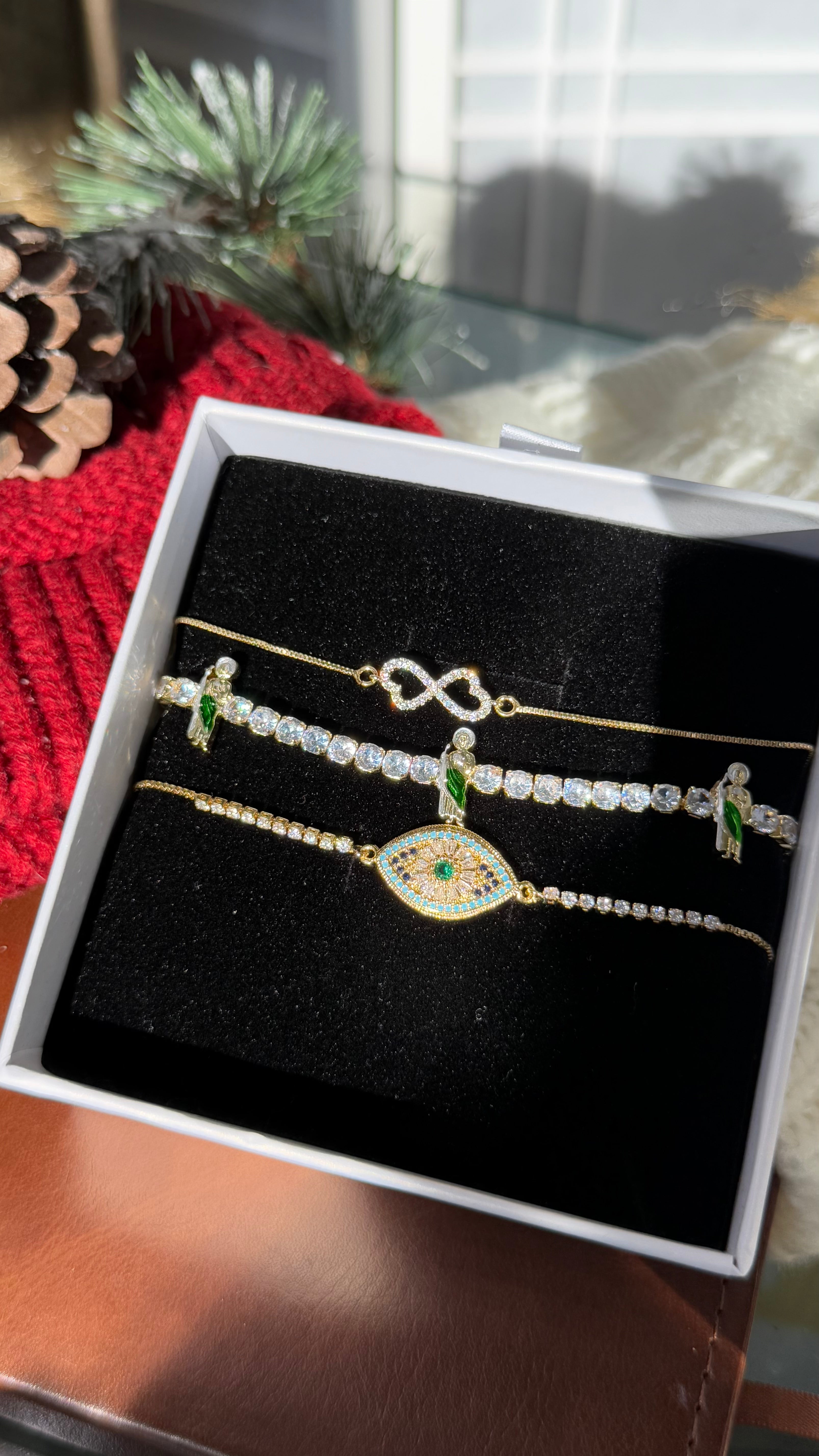 Ivy Saint Jude Bracelet Set