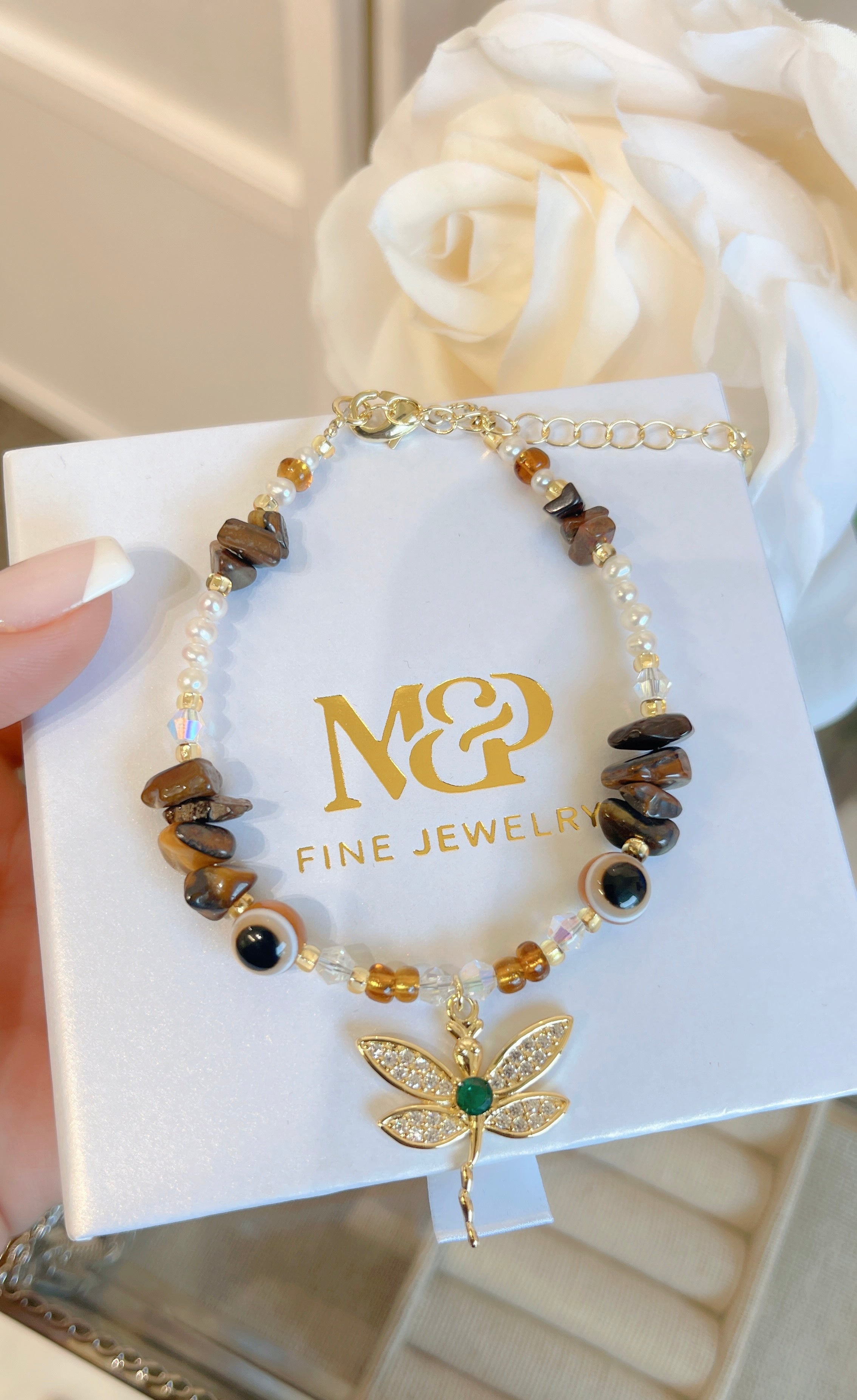 Pulsera de cristal de ojo de tigre de libélula