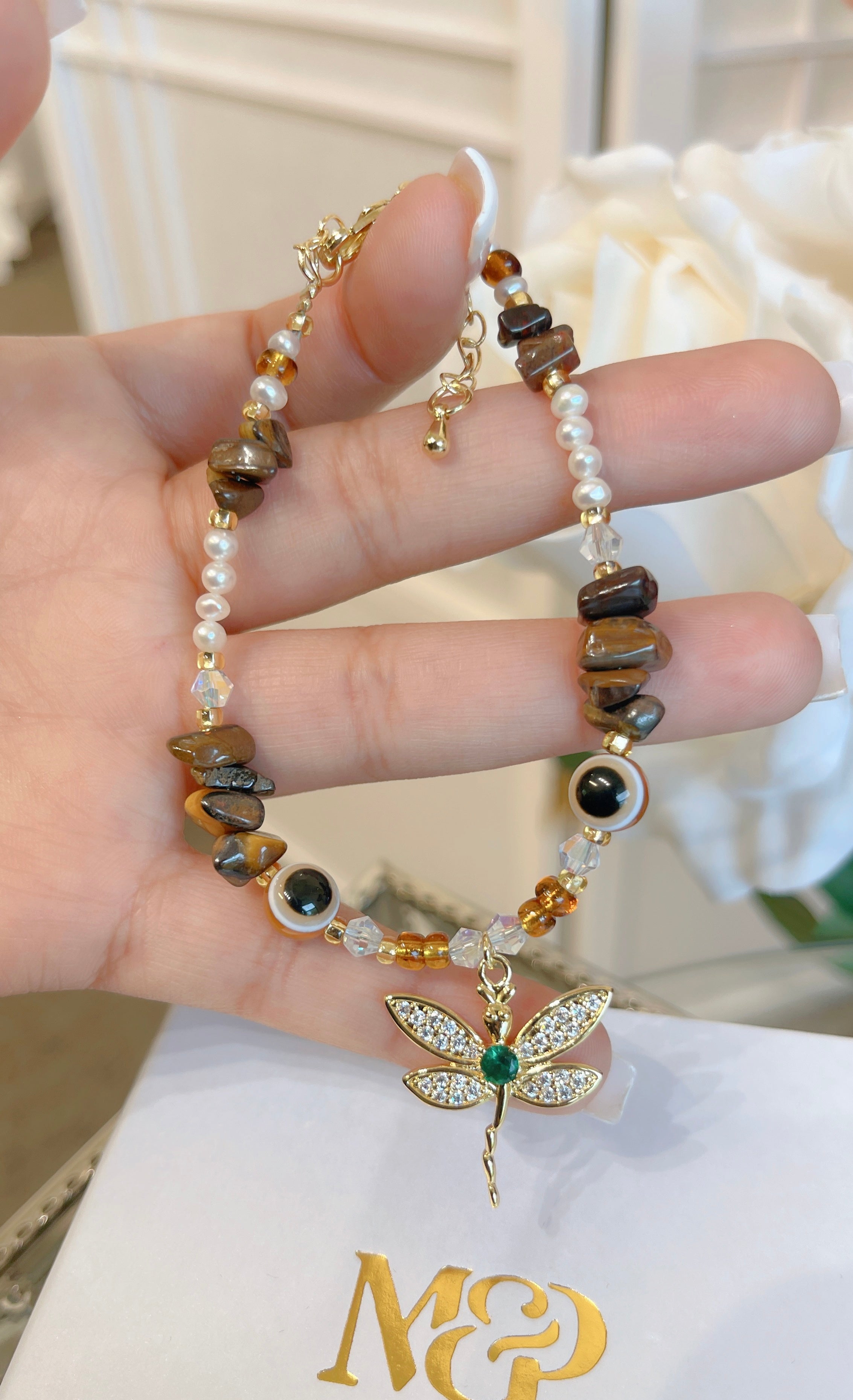 Pulsera de cristal de ojo de tigre de libélula