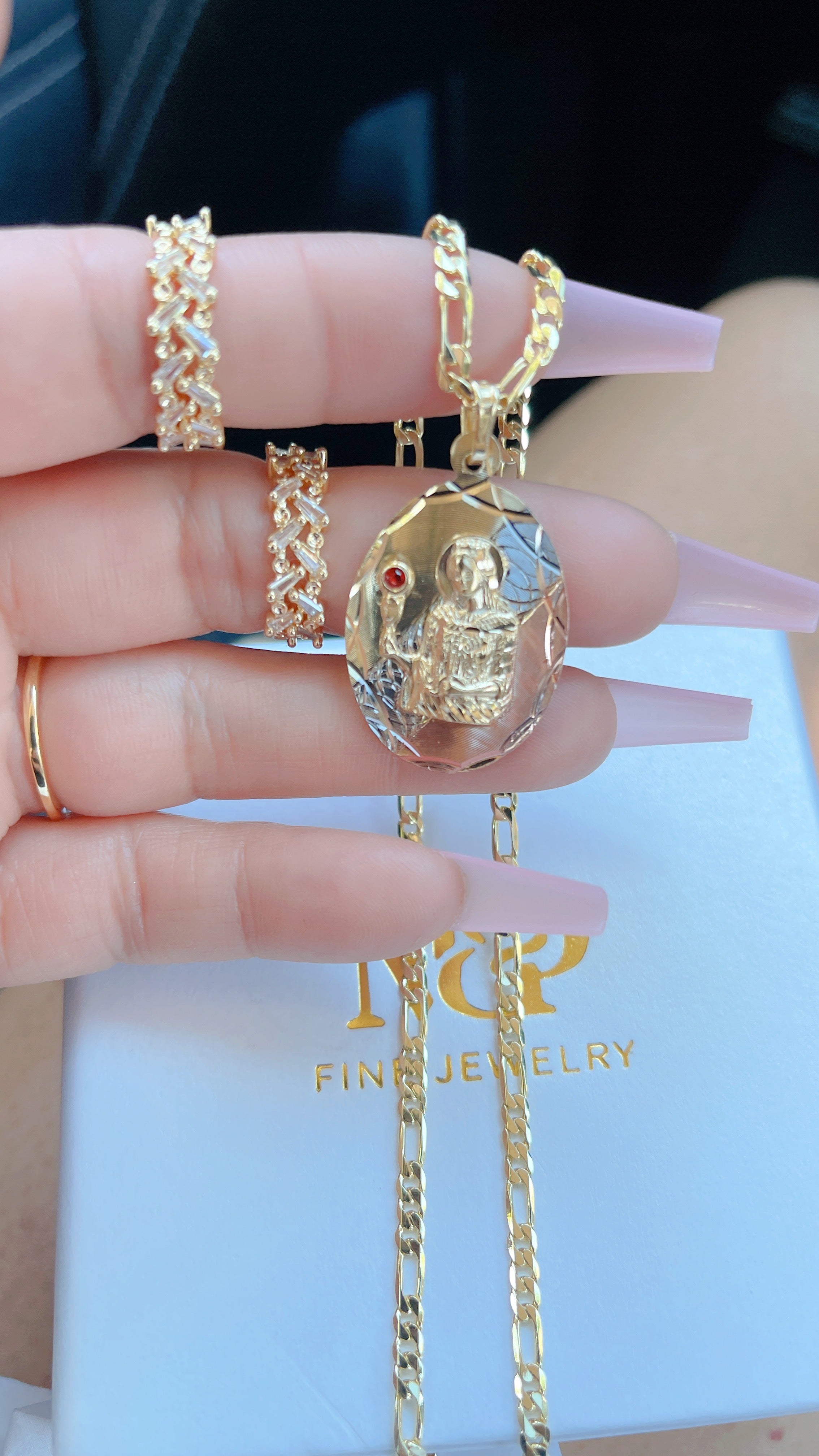 Collar de rubíes de fe genuina