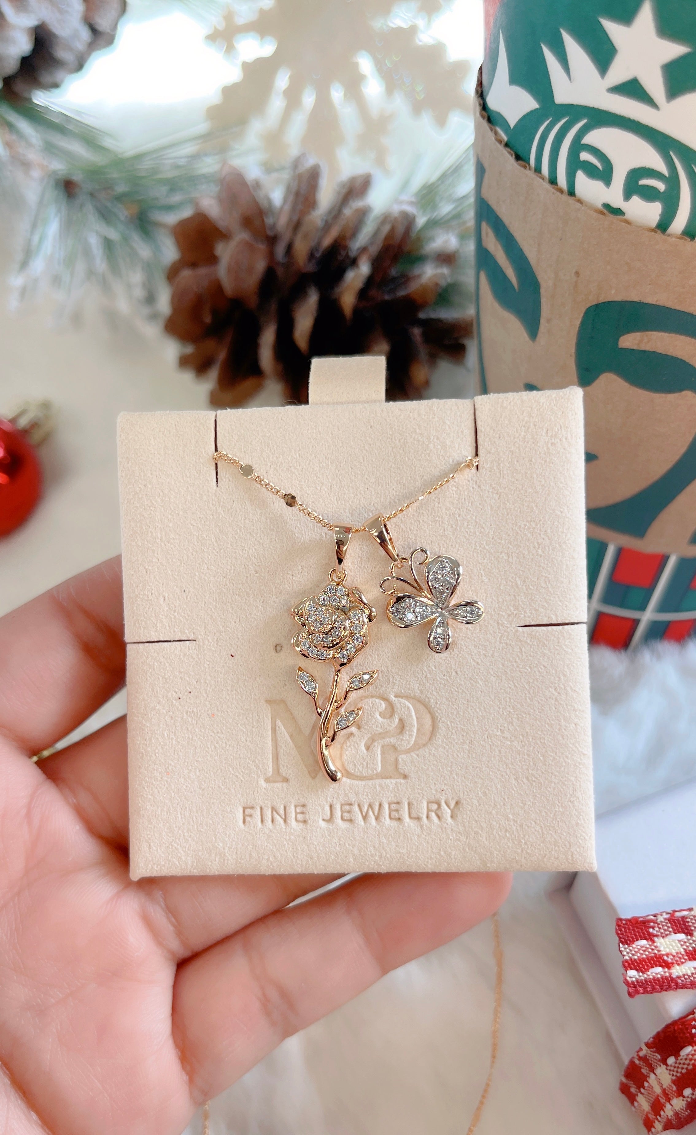 Sweet Flower Necklace