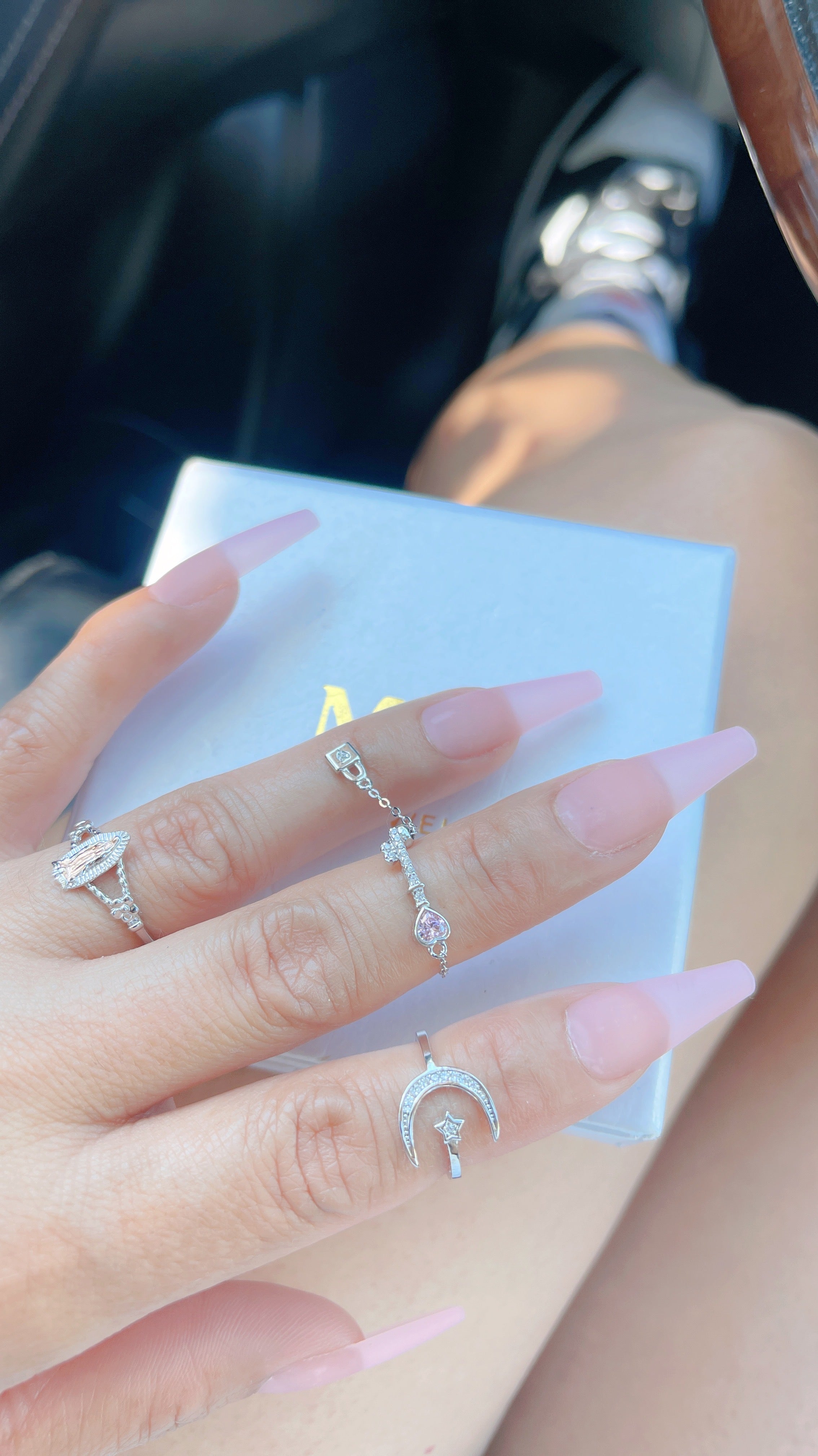 Anillo con candado de plata esterlina