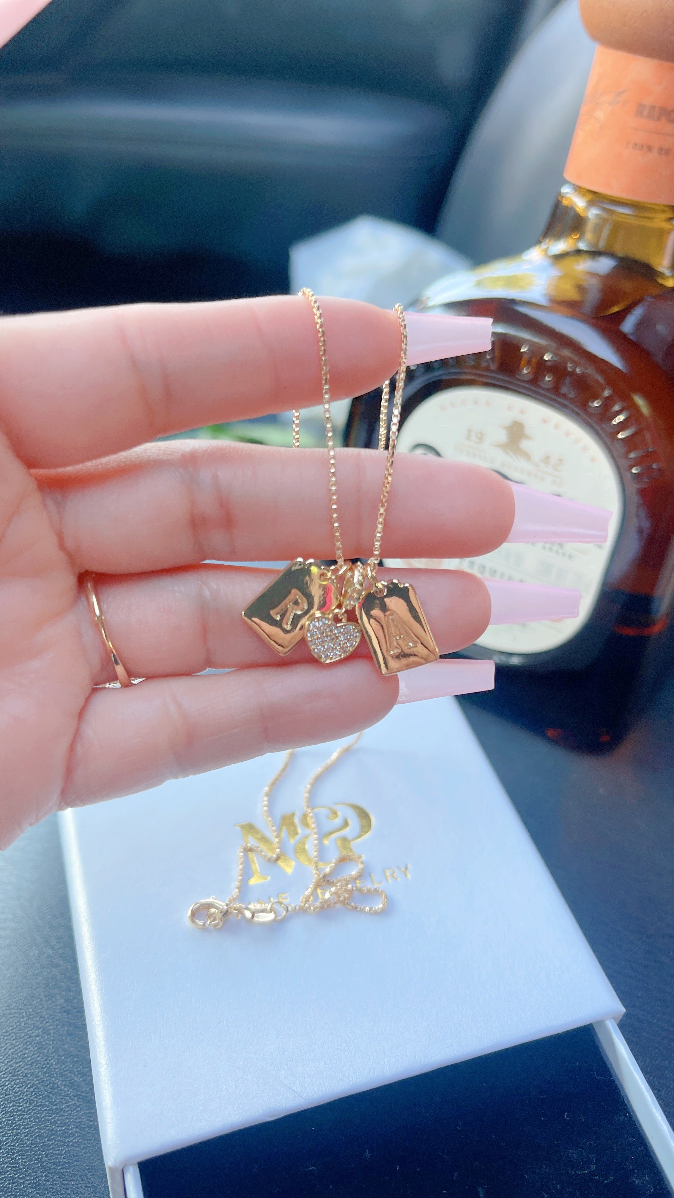 Collar Corazón Iniciales Talladas