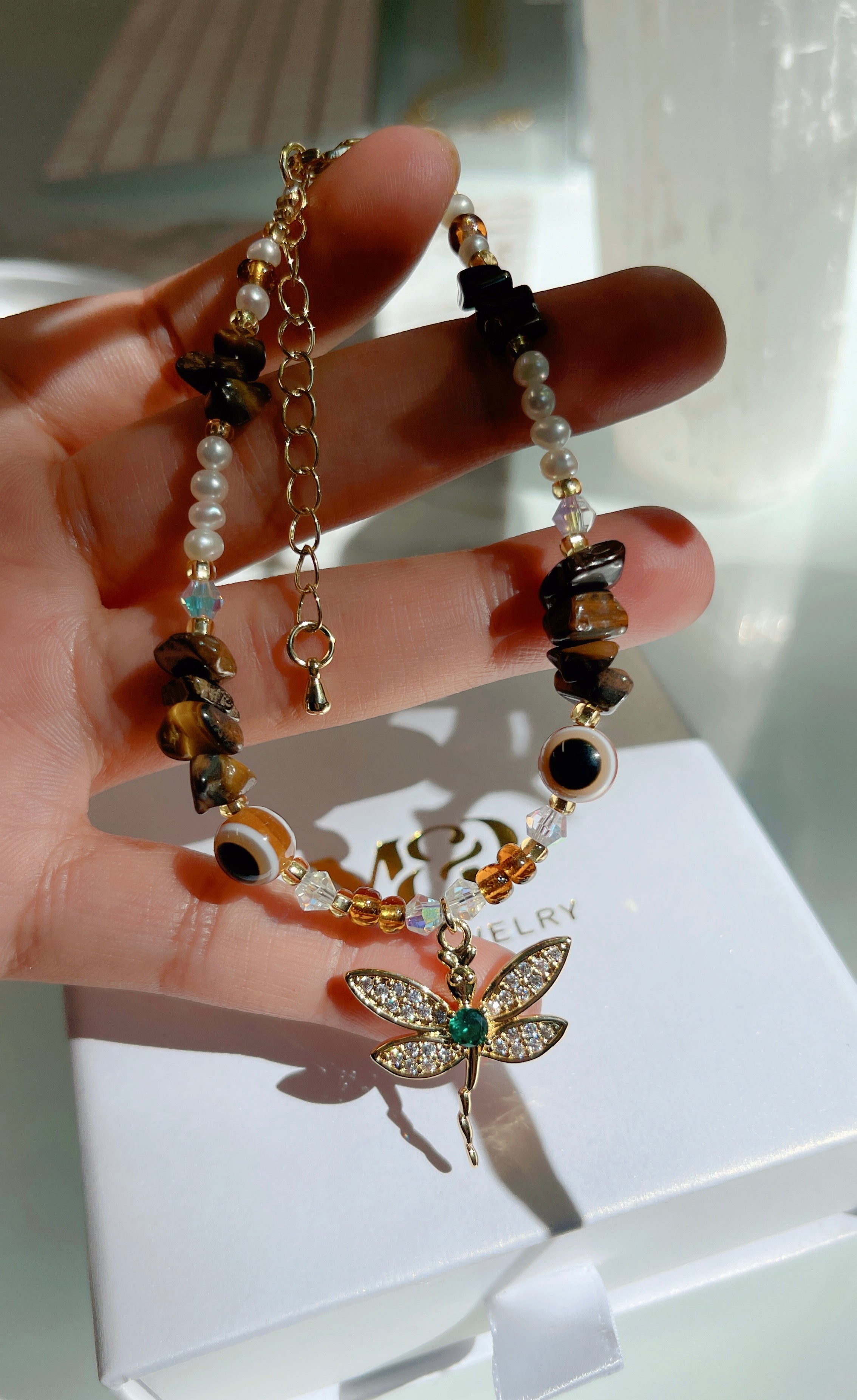Pulsera de cristal de ojo de tigre de libélula