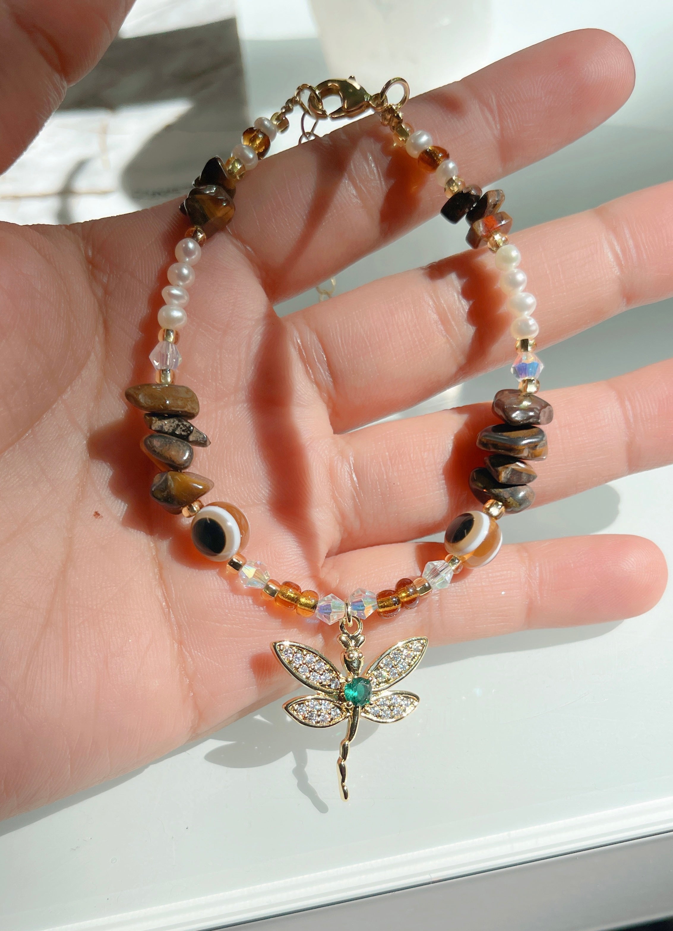 Pulsera de cristal de ojo de tigre de libélula