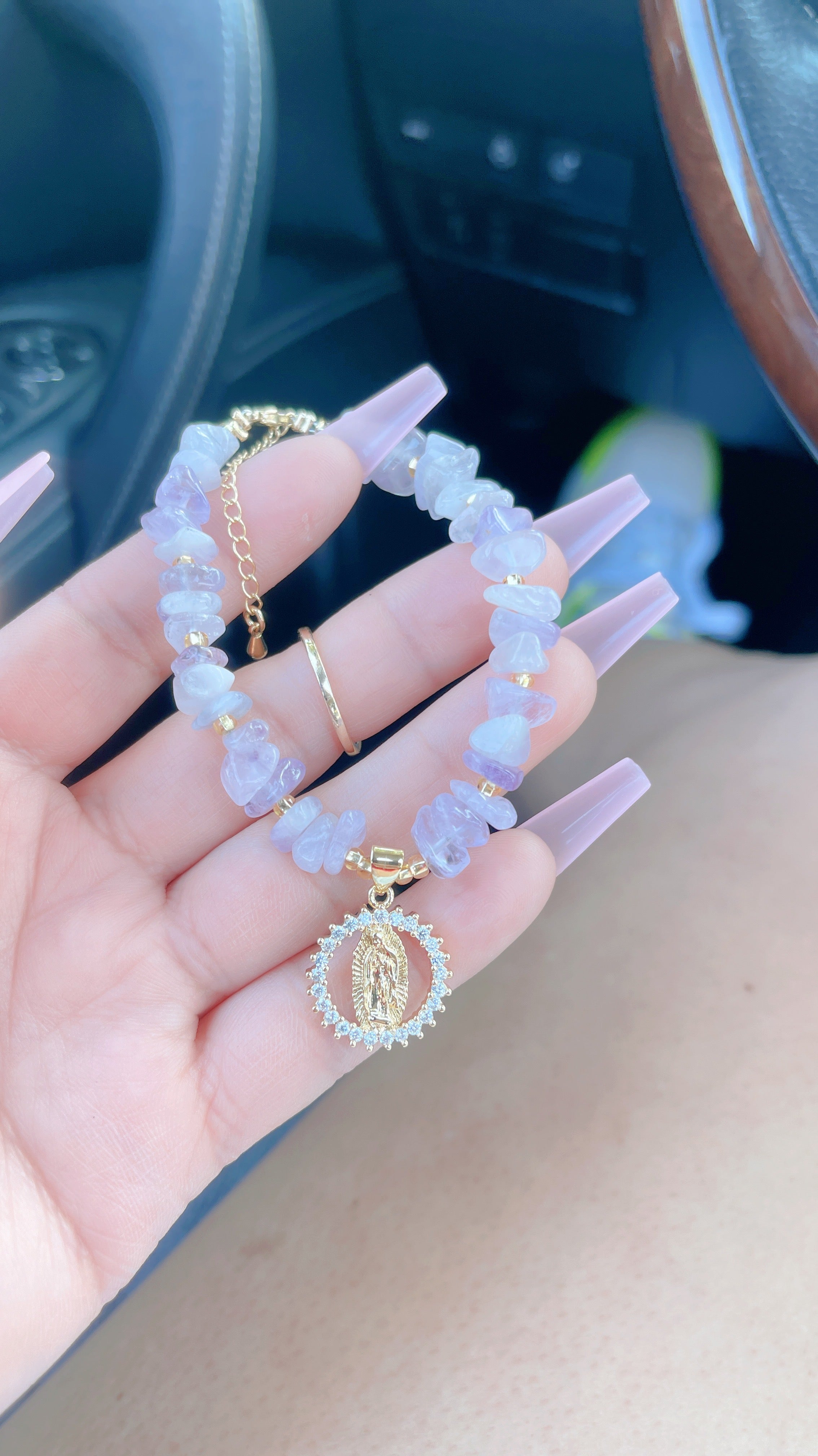 Light Amethyst Mary Bracelet