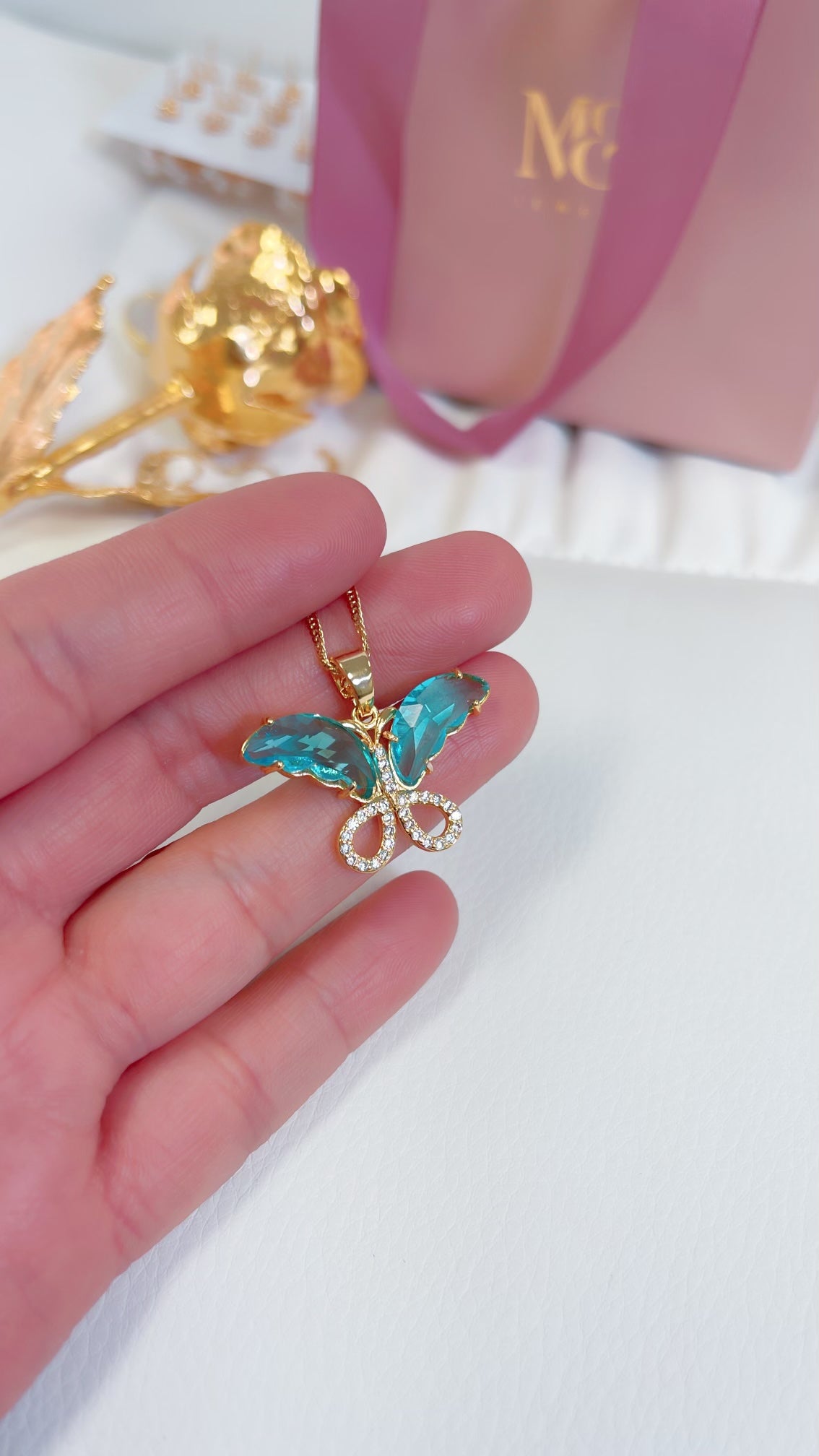 Collar Mariposa Turquesa