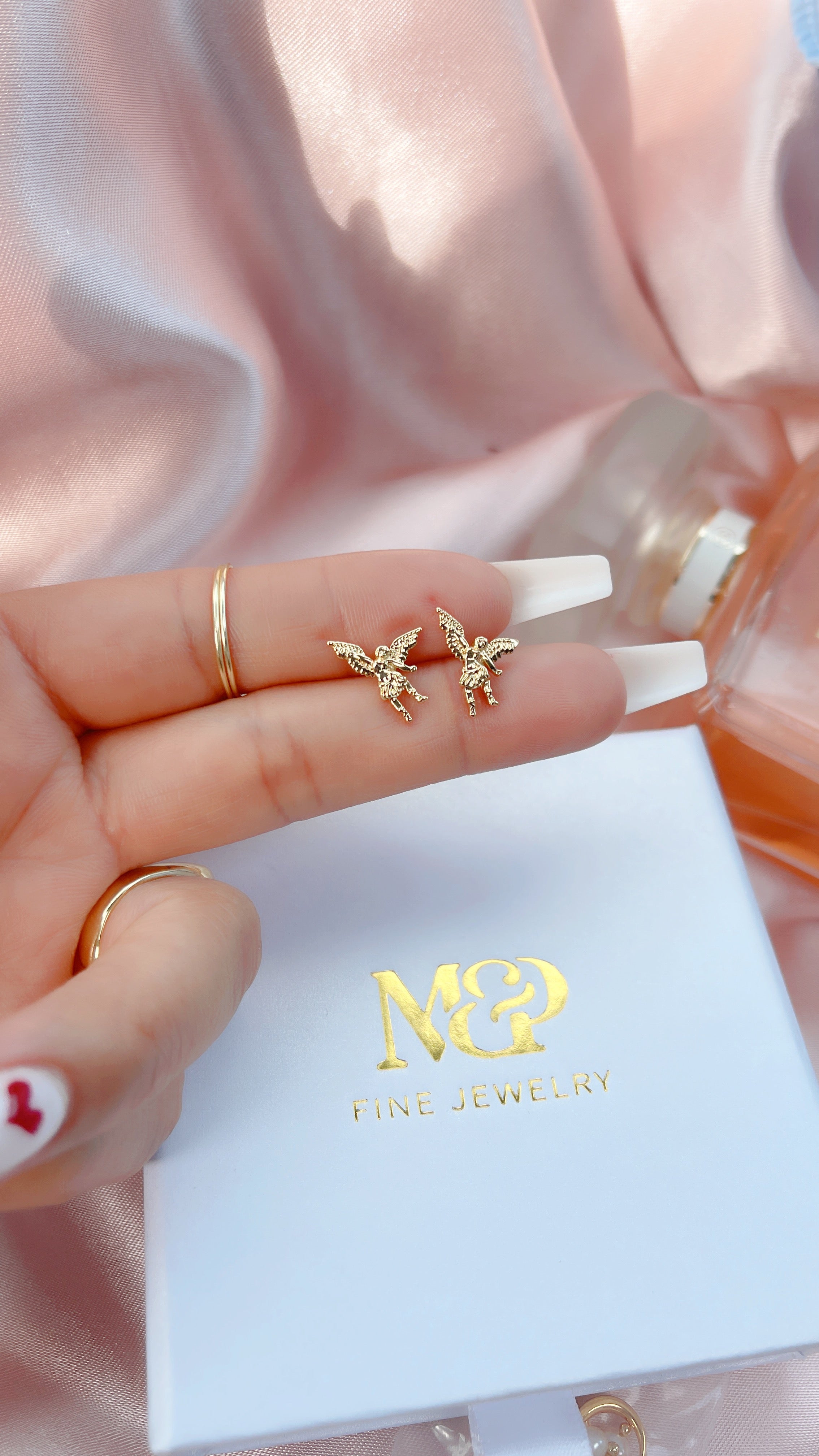 Pendientes de botón de ángel de la guarda