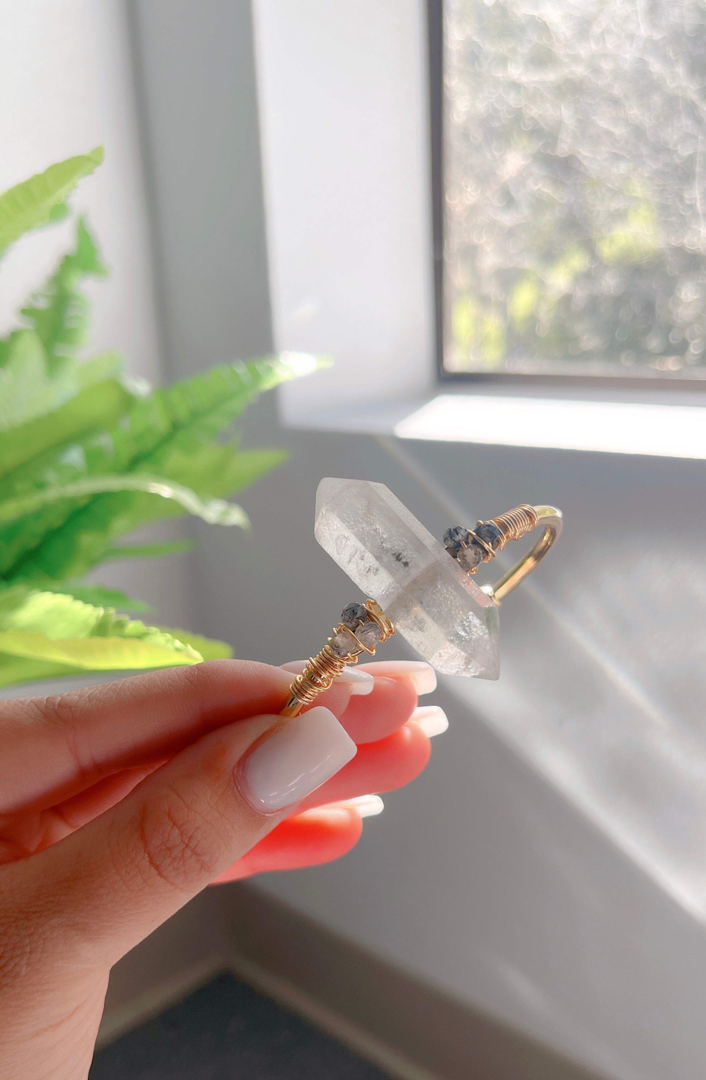 Pulsera Larga de Cuarzo Negro Tibetano