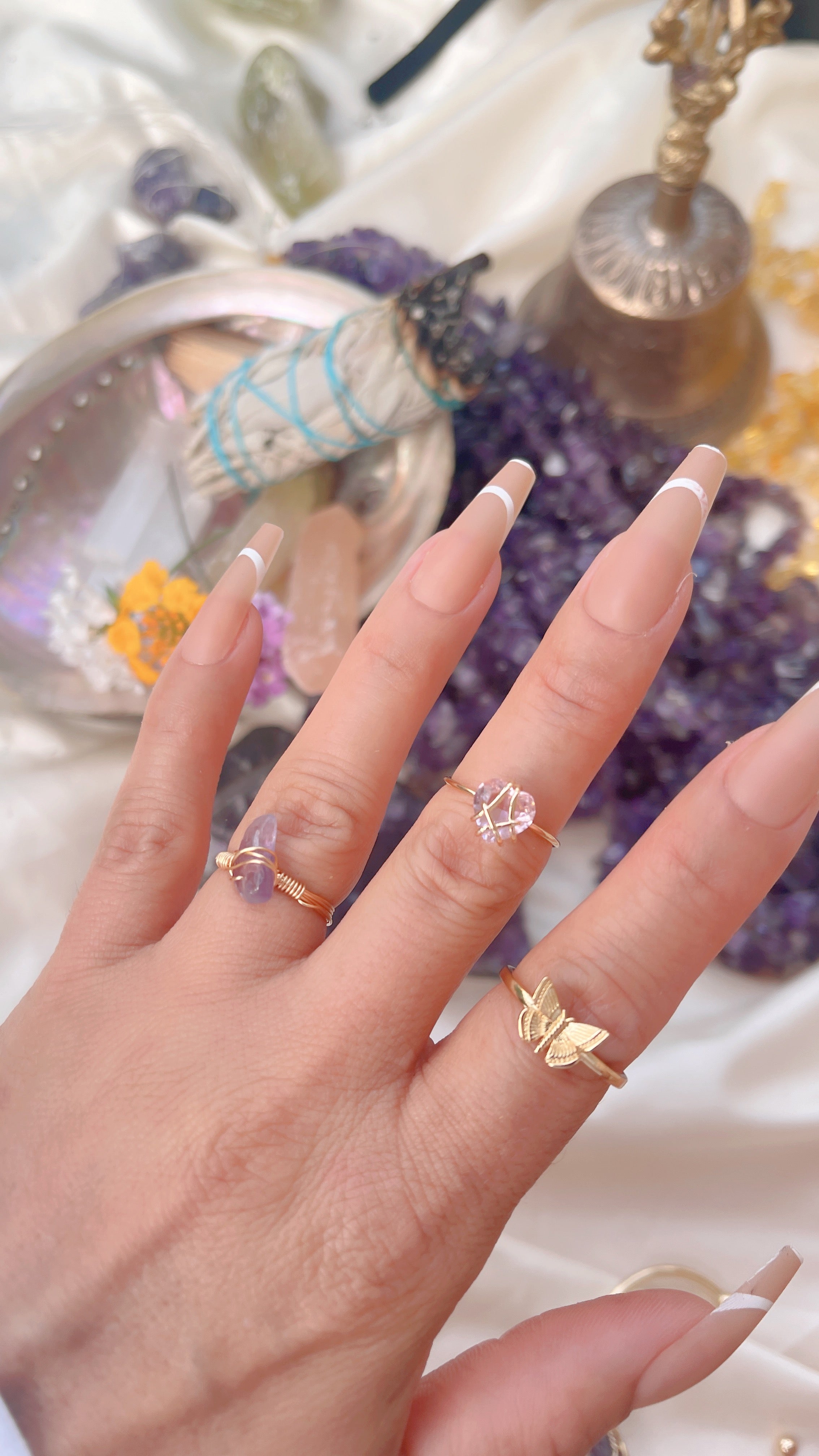 Anillo de cristal de amatista