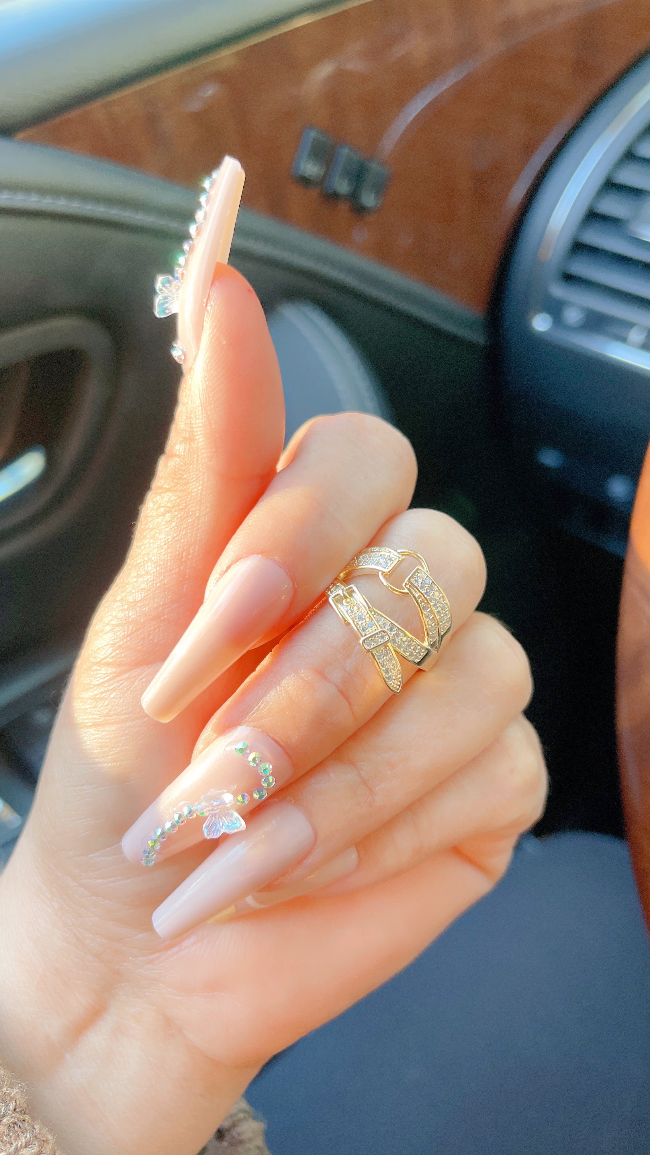 Anillo de cadena en V