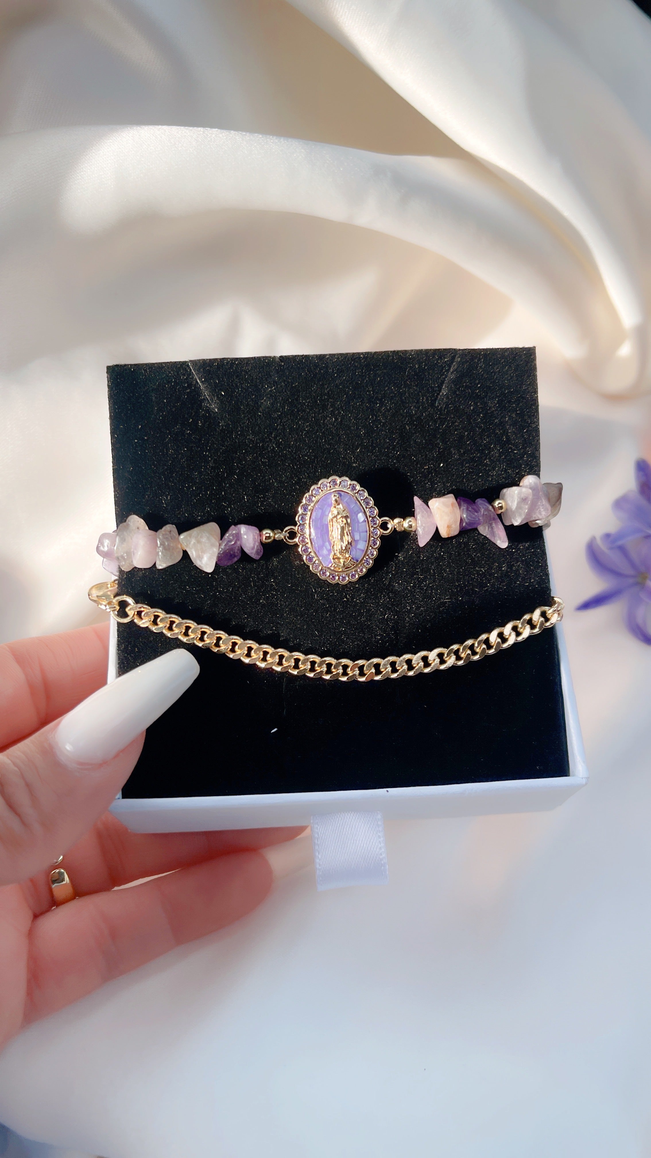 Juego de pulseras de amatista cubana