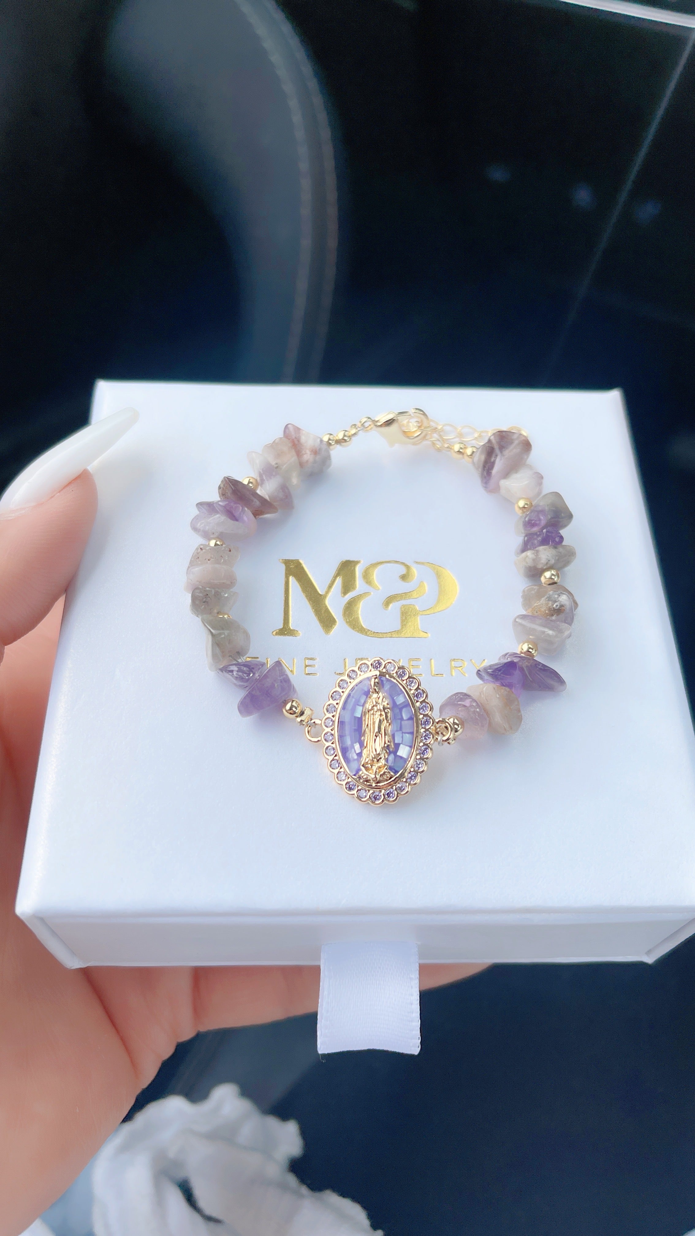 Juego de pulseras de amatista cubana