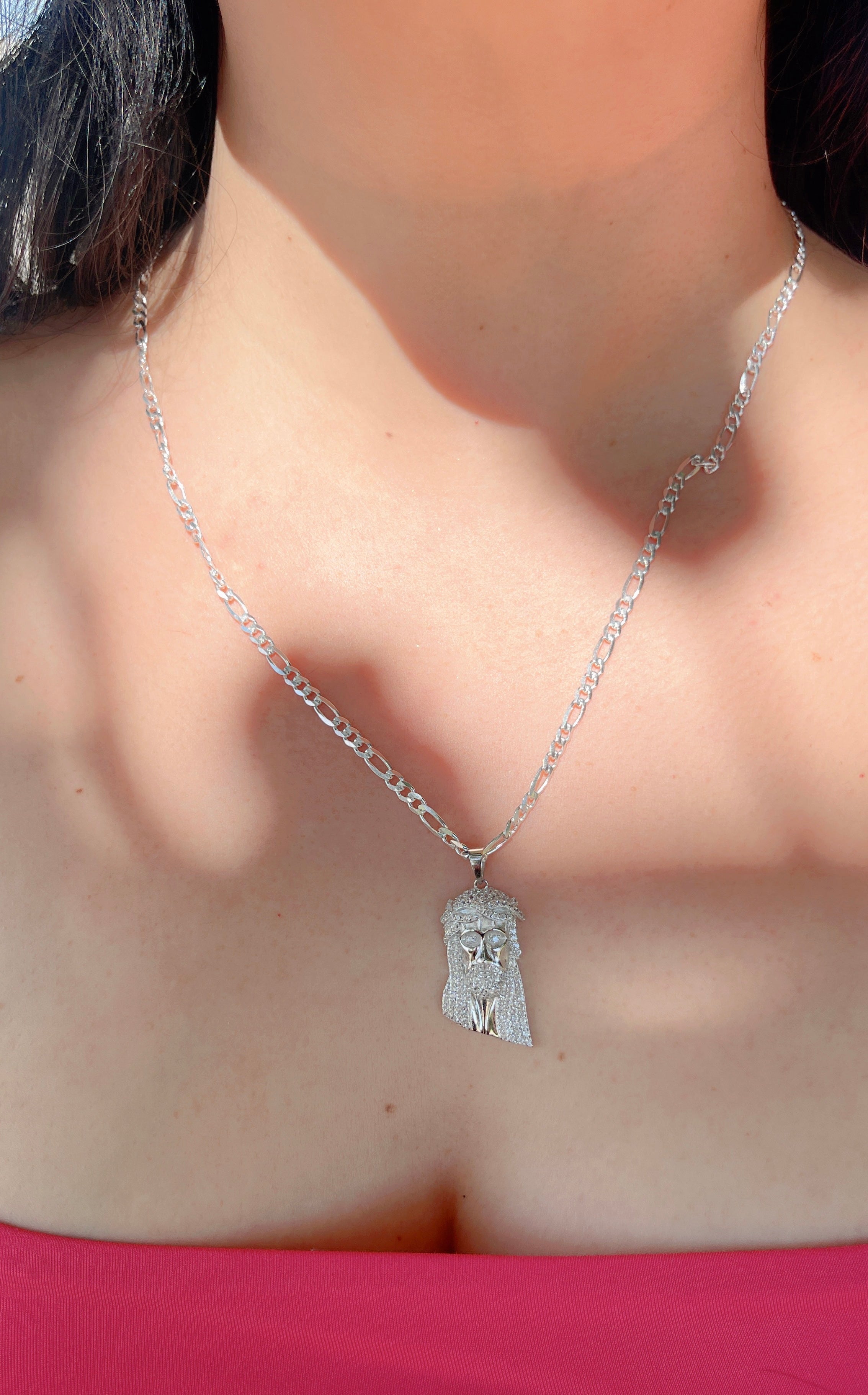 Collar con cruz de diamantes 3.0