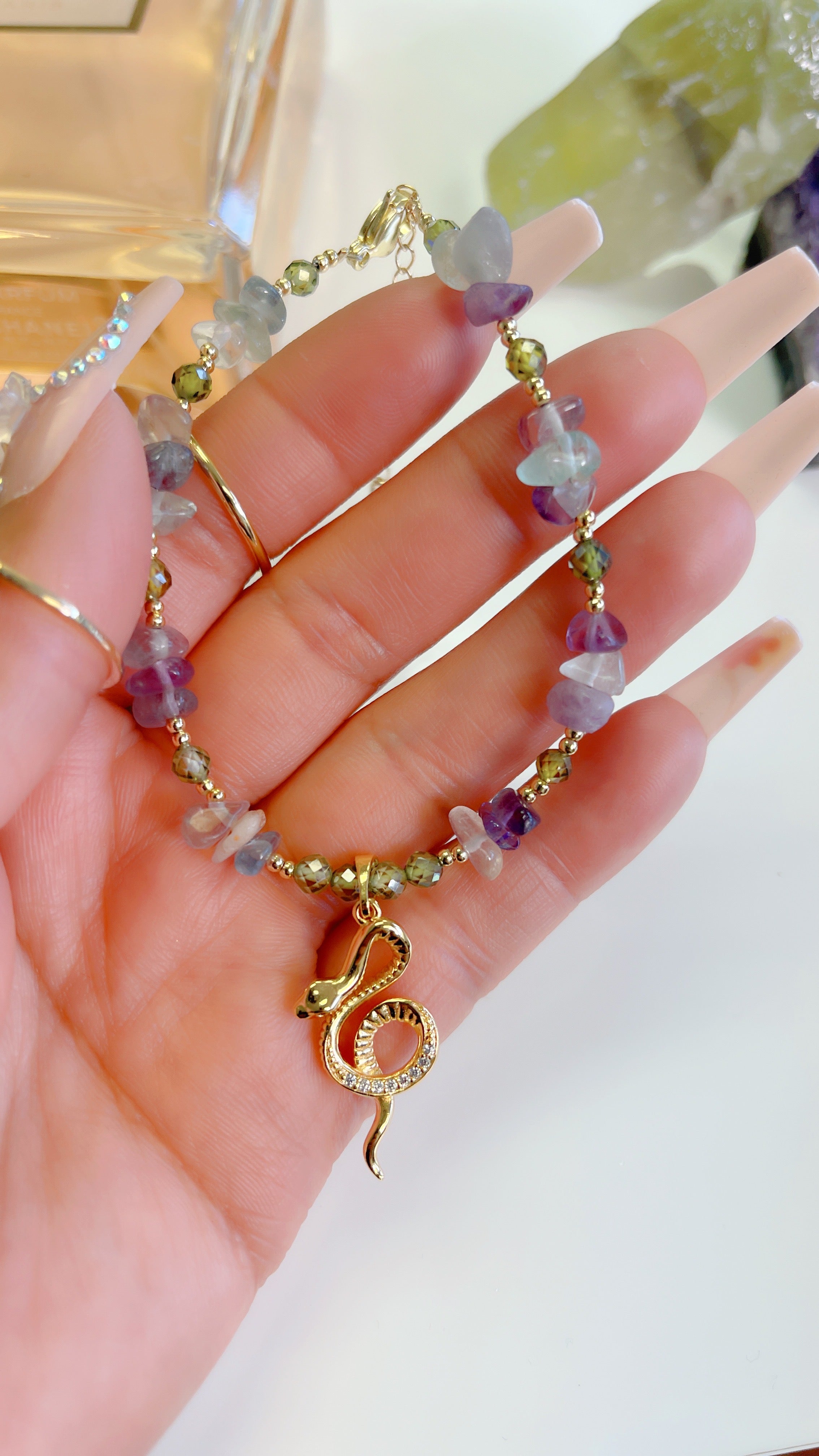 Pulsera de serpiente curativa