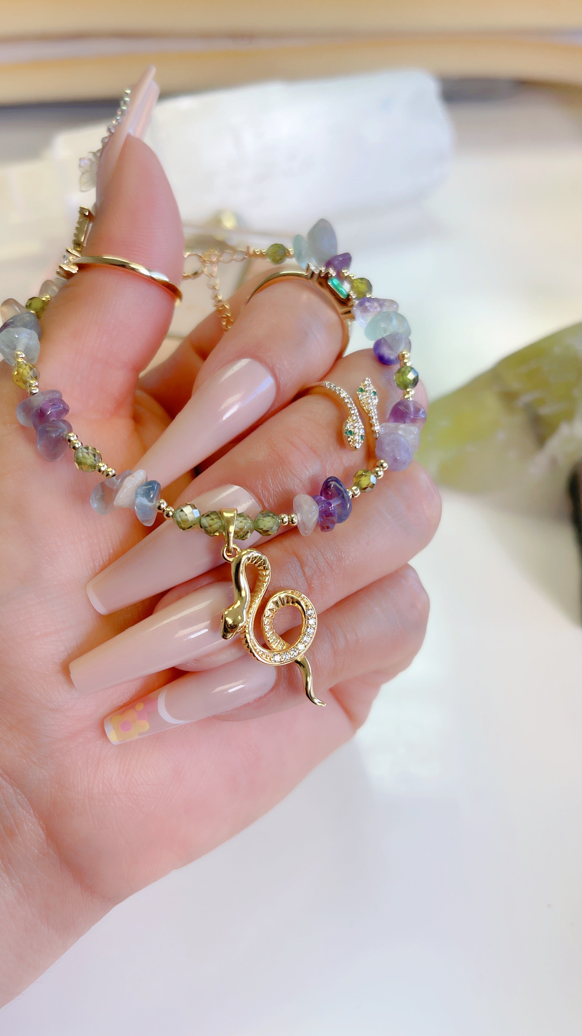 Pulsera de serpiente curativa