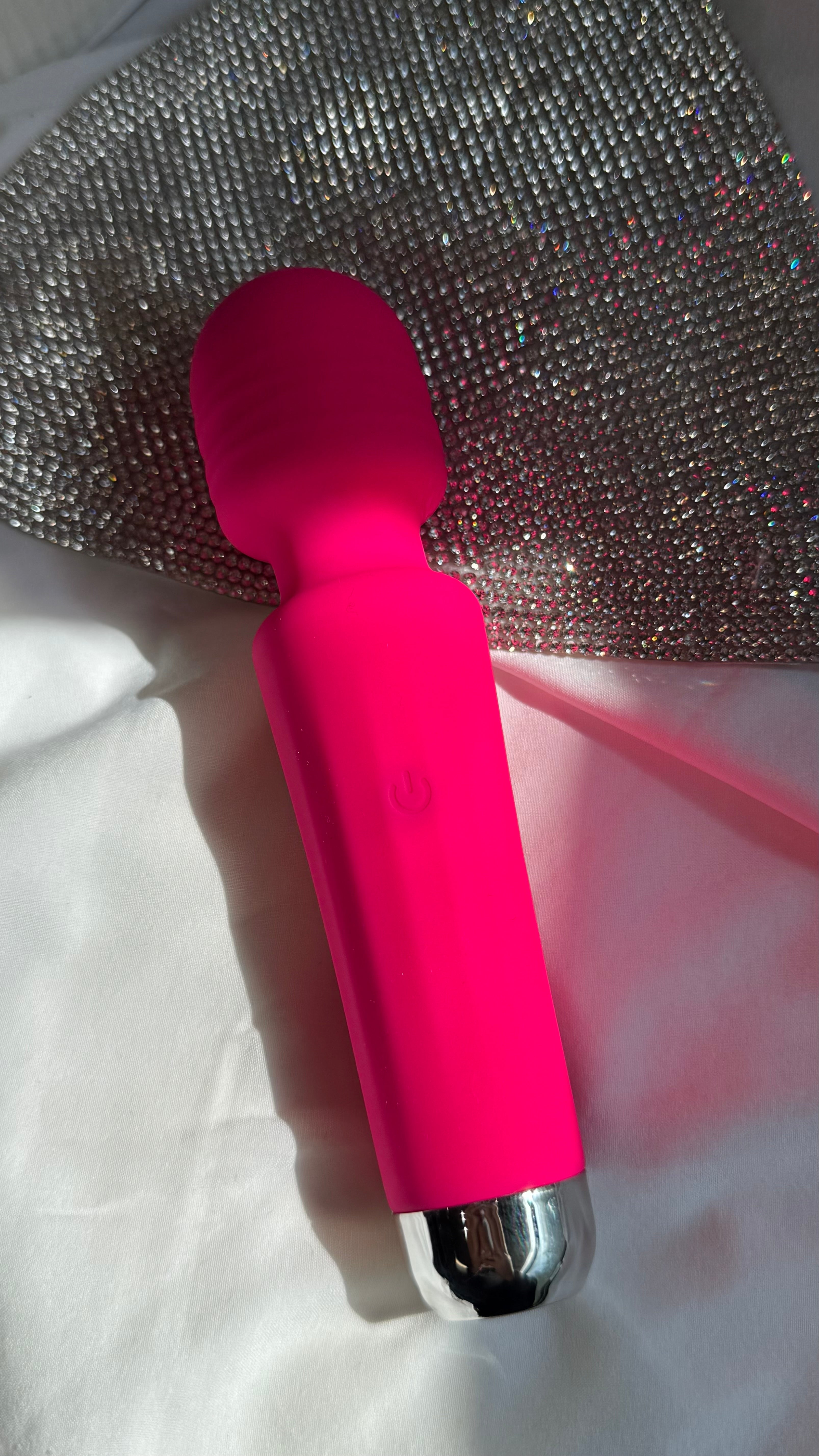 Mini Hot Pink Vibrating Wand