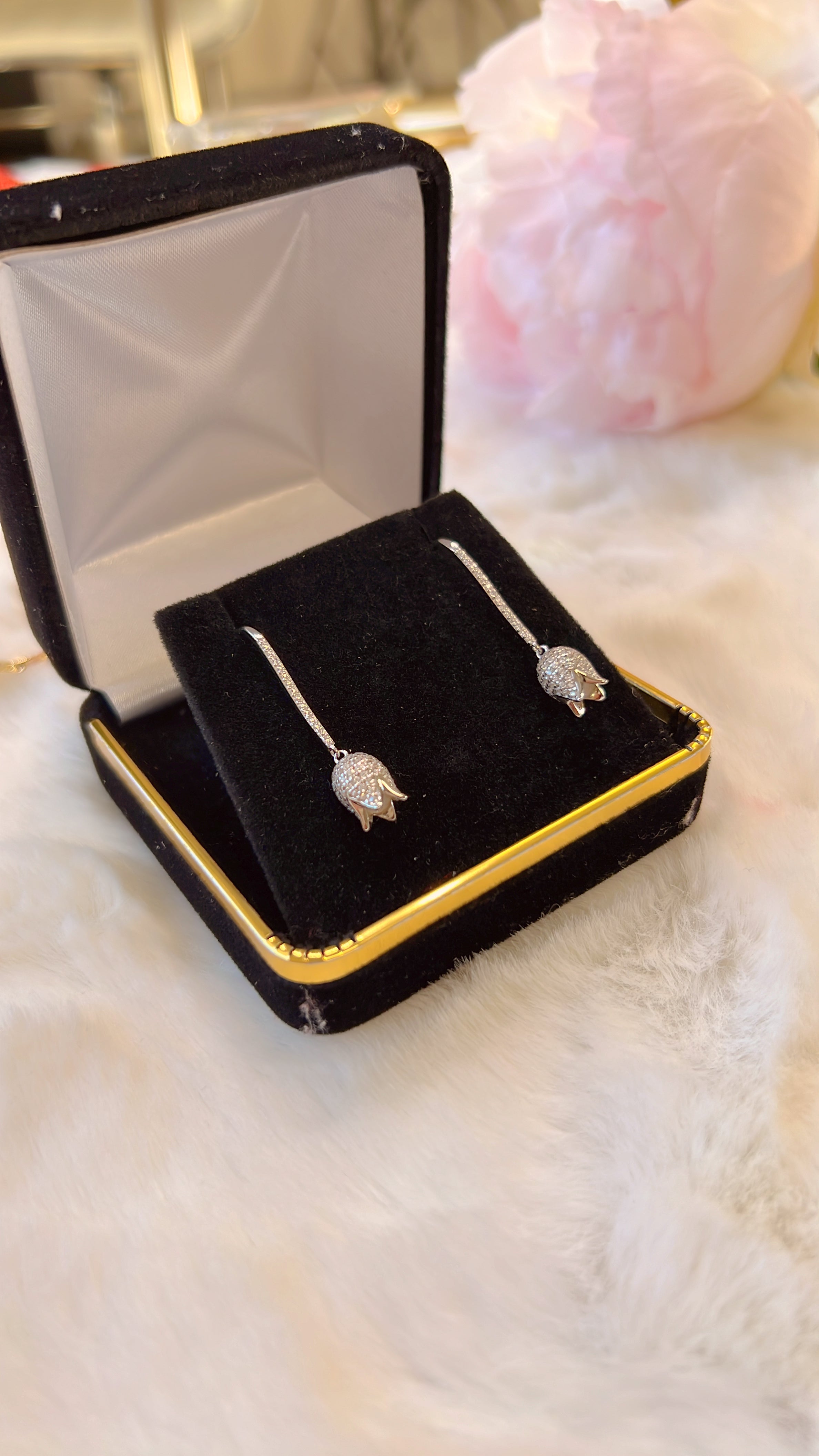 Silver Flower Earrings