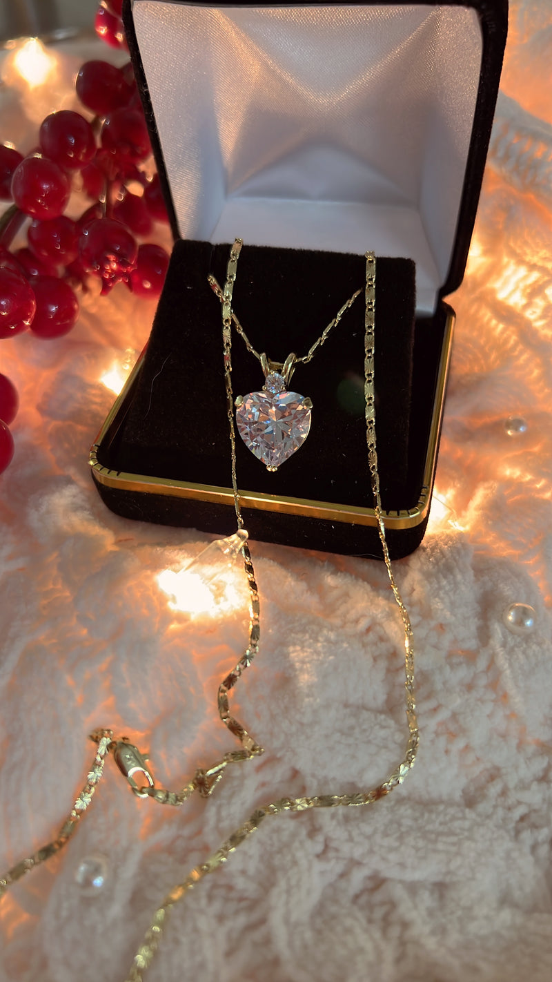 NY Heart Gold Pendant Necklace