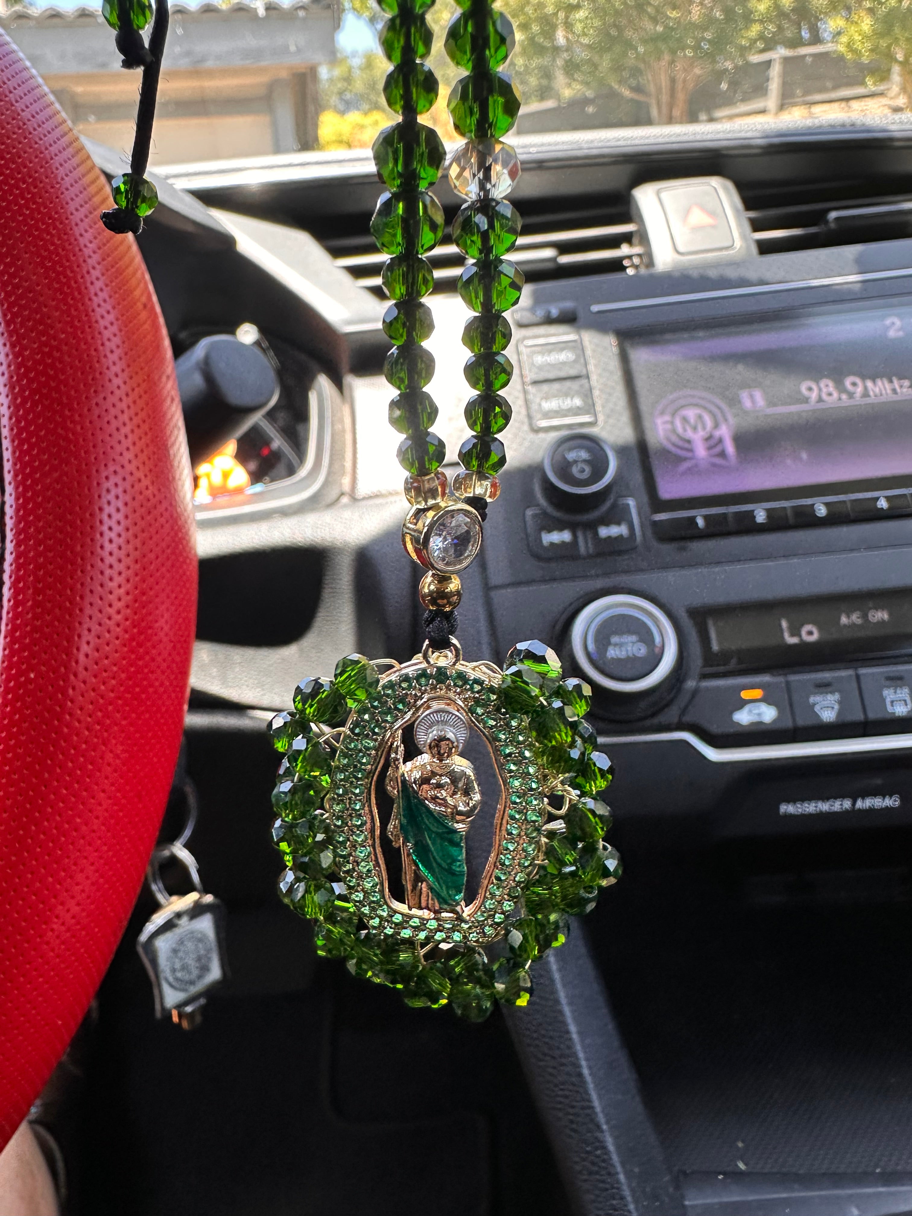 San Judas esta Conmigo Car Accessory