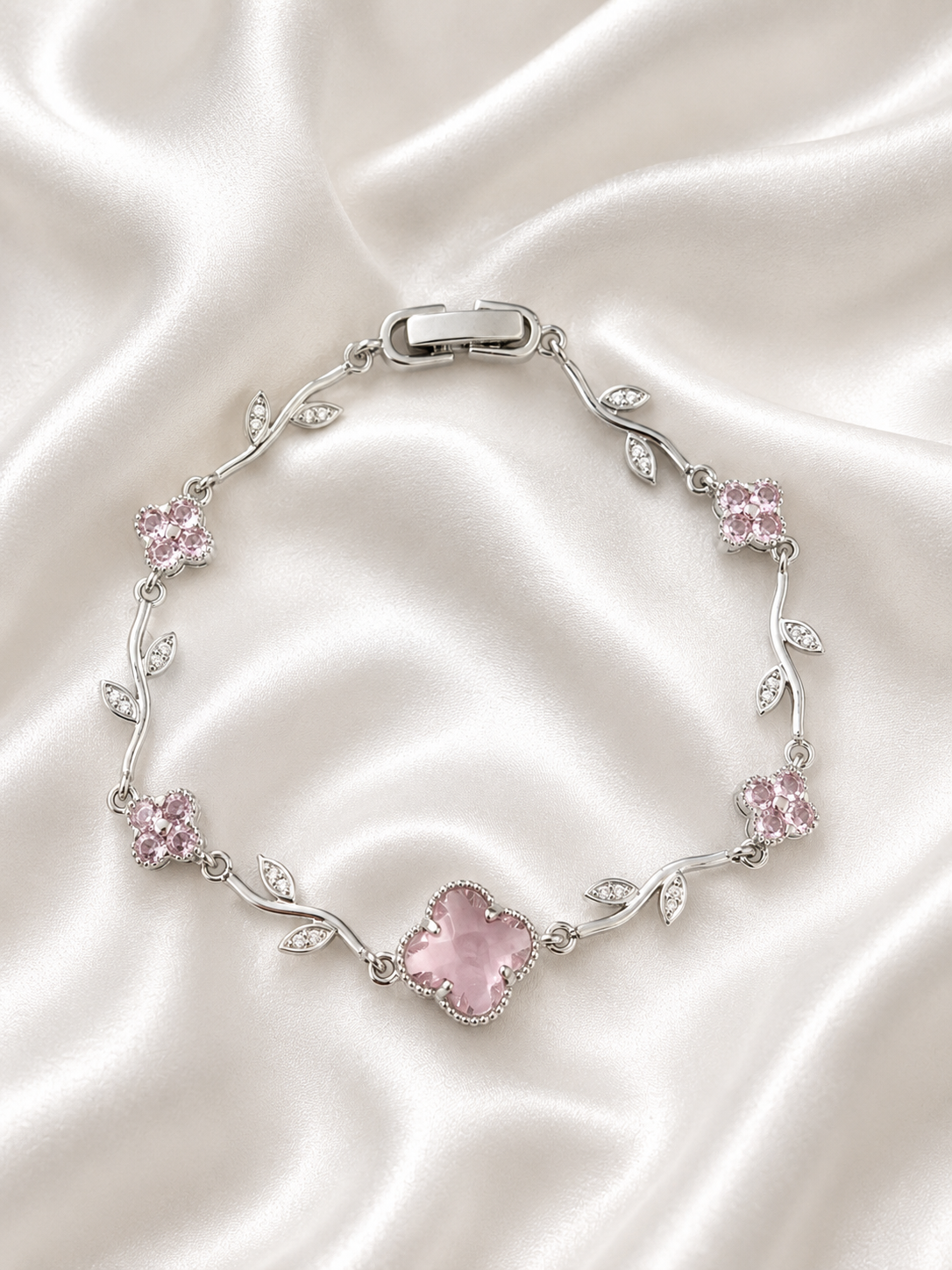 Enchanted Clove Bracelet