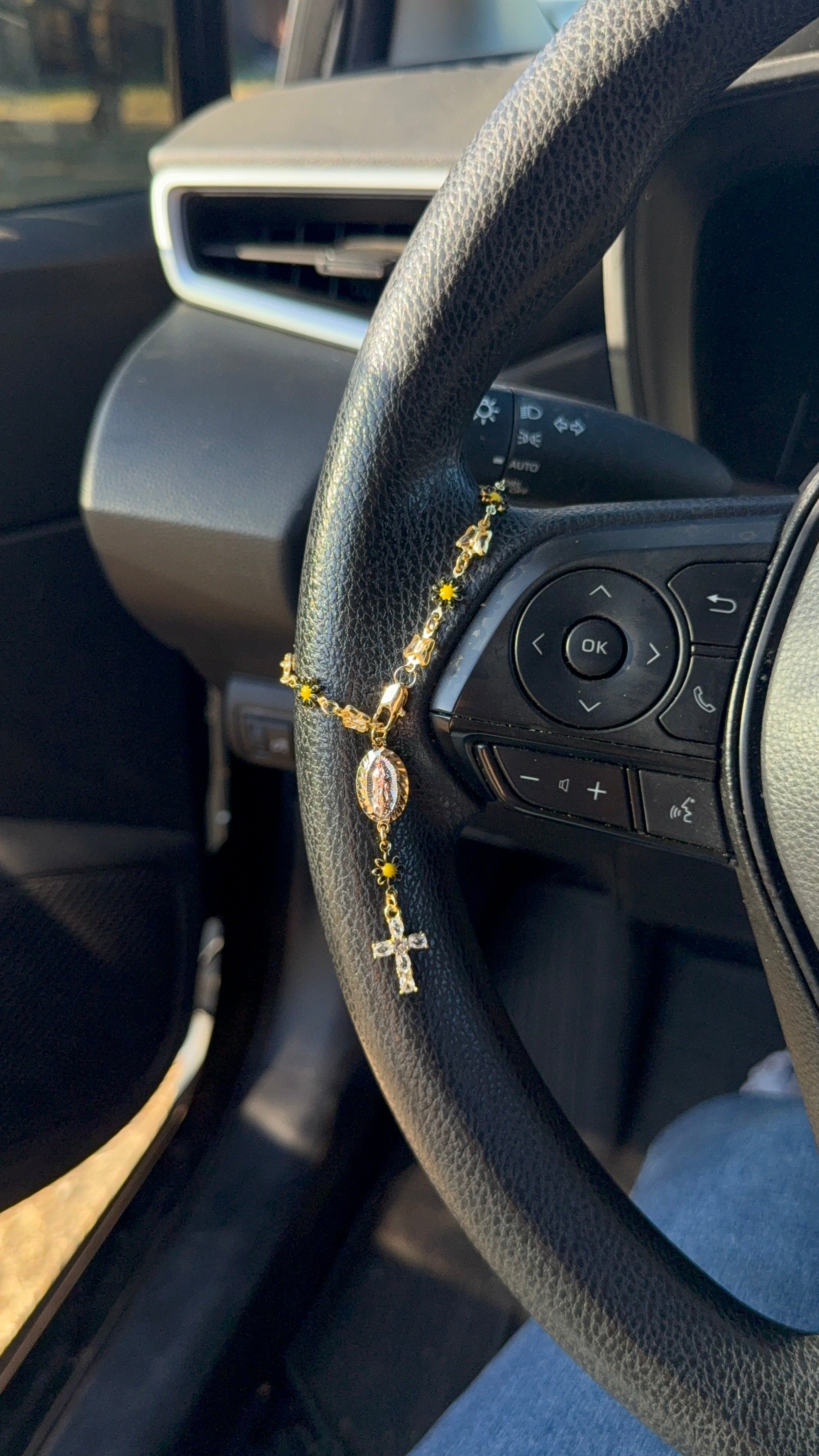 🌻 Mini Virgin Mary Car Rosario 🌻