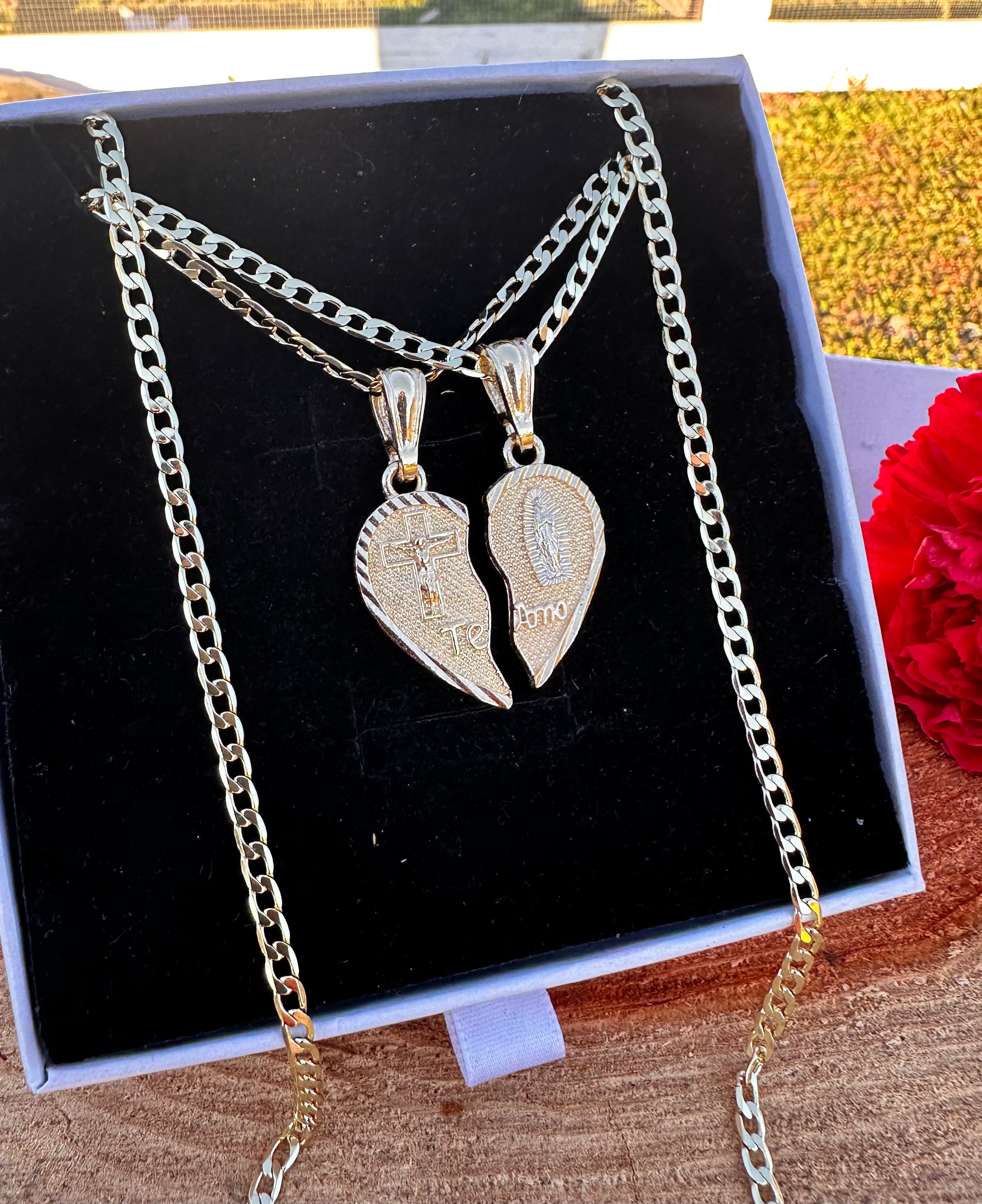 Corazón Bendito Couple Necklaces - Matching