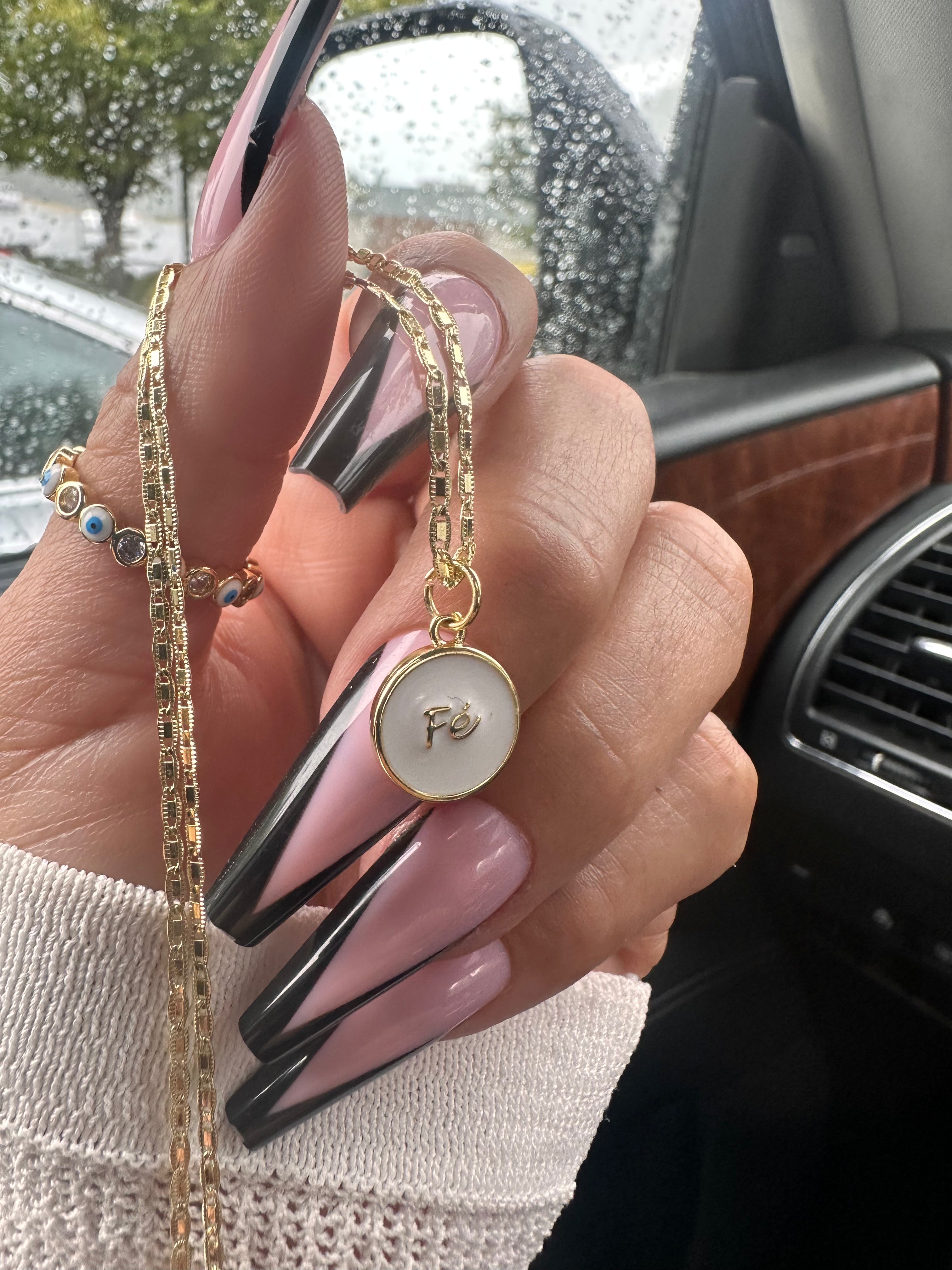 Fé y Esperanza Necklace