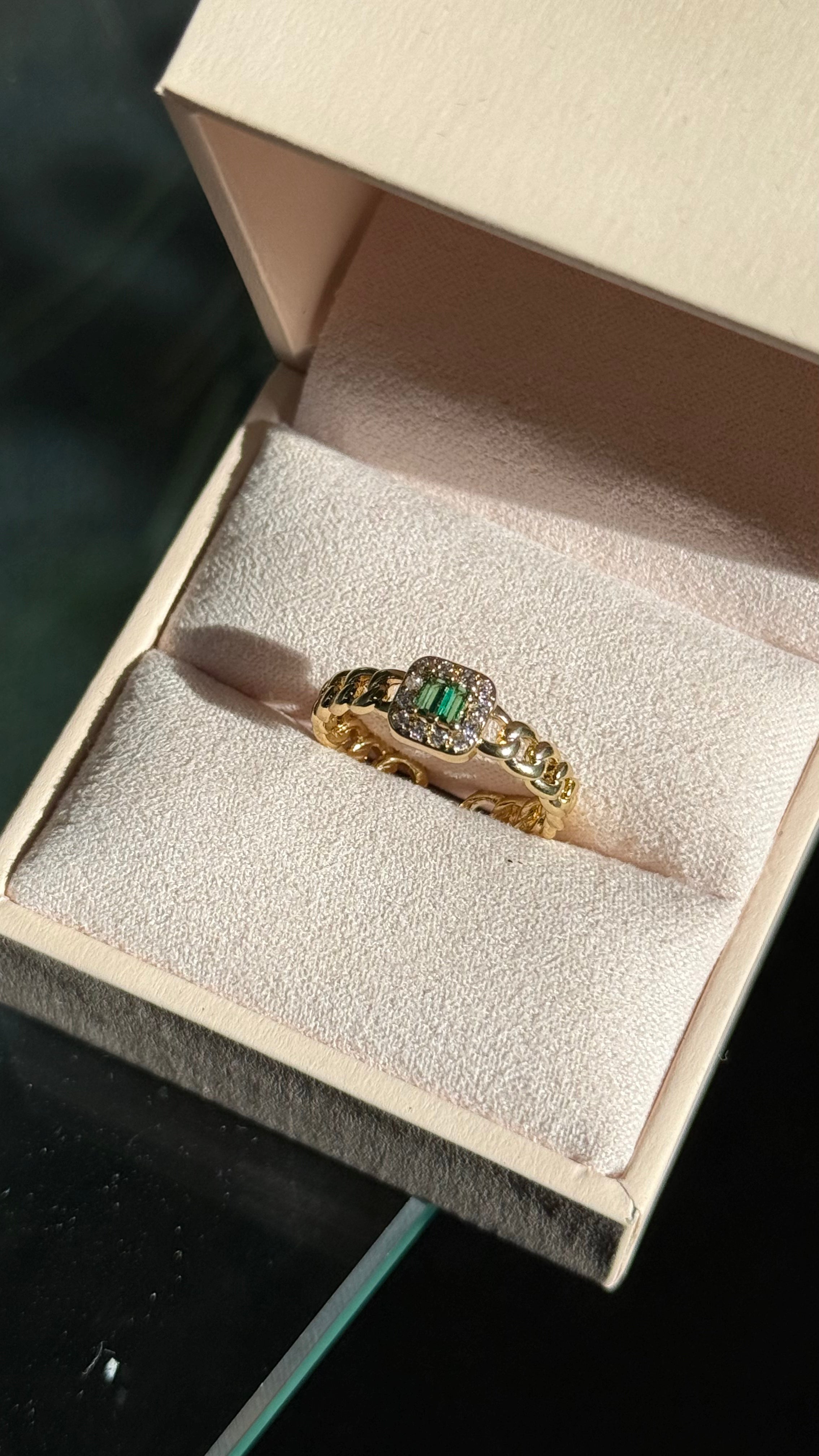 Emerald Chain Ring