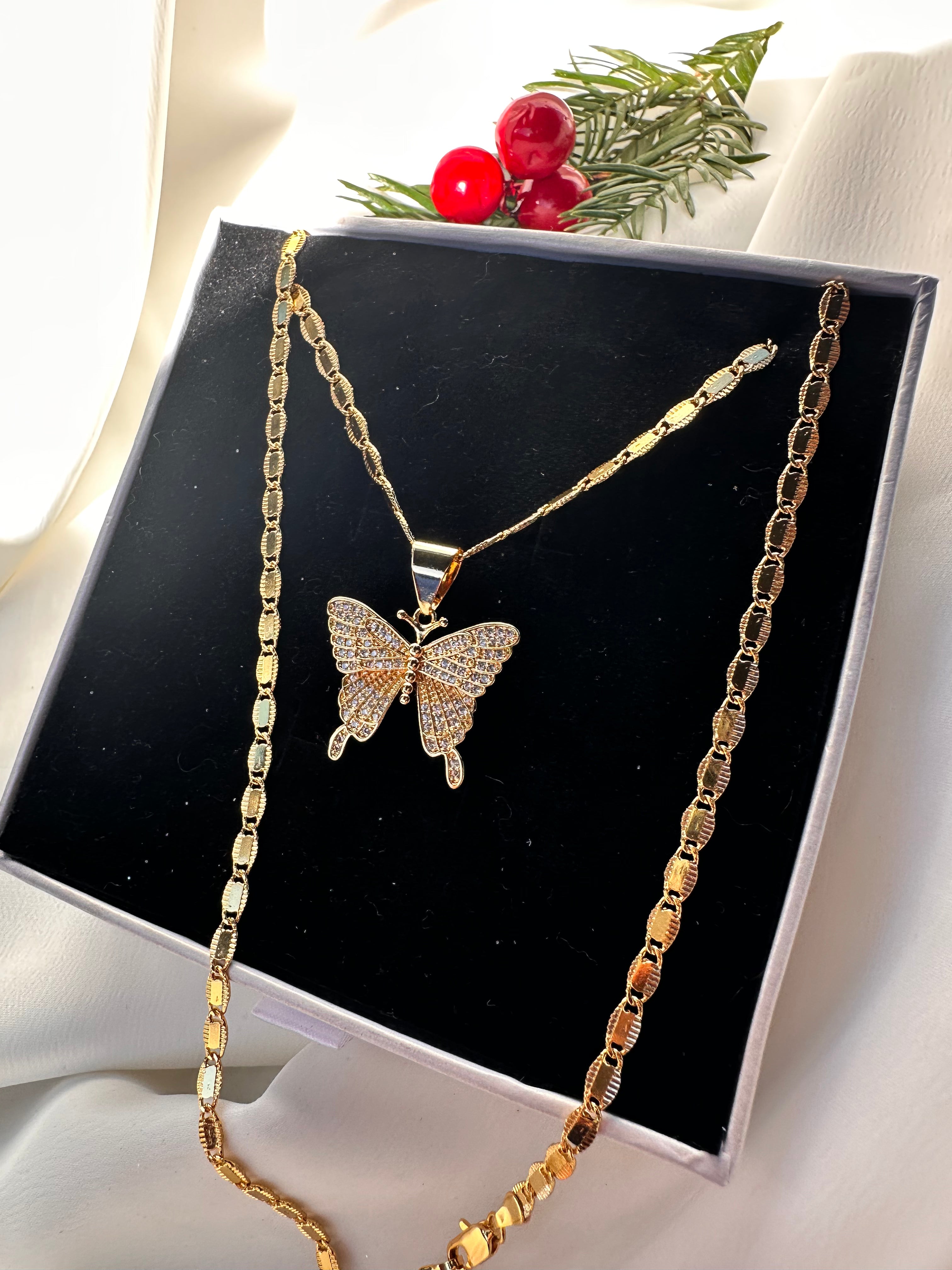 Collar Mariposa GLD
