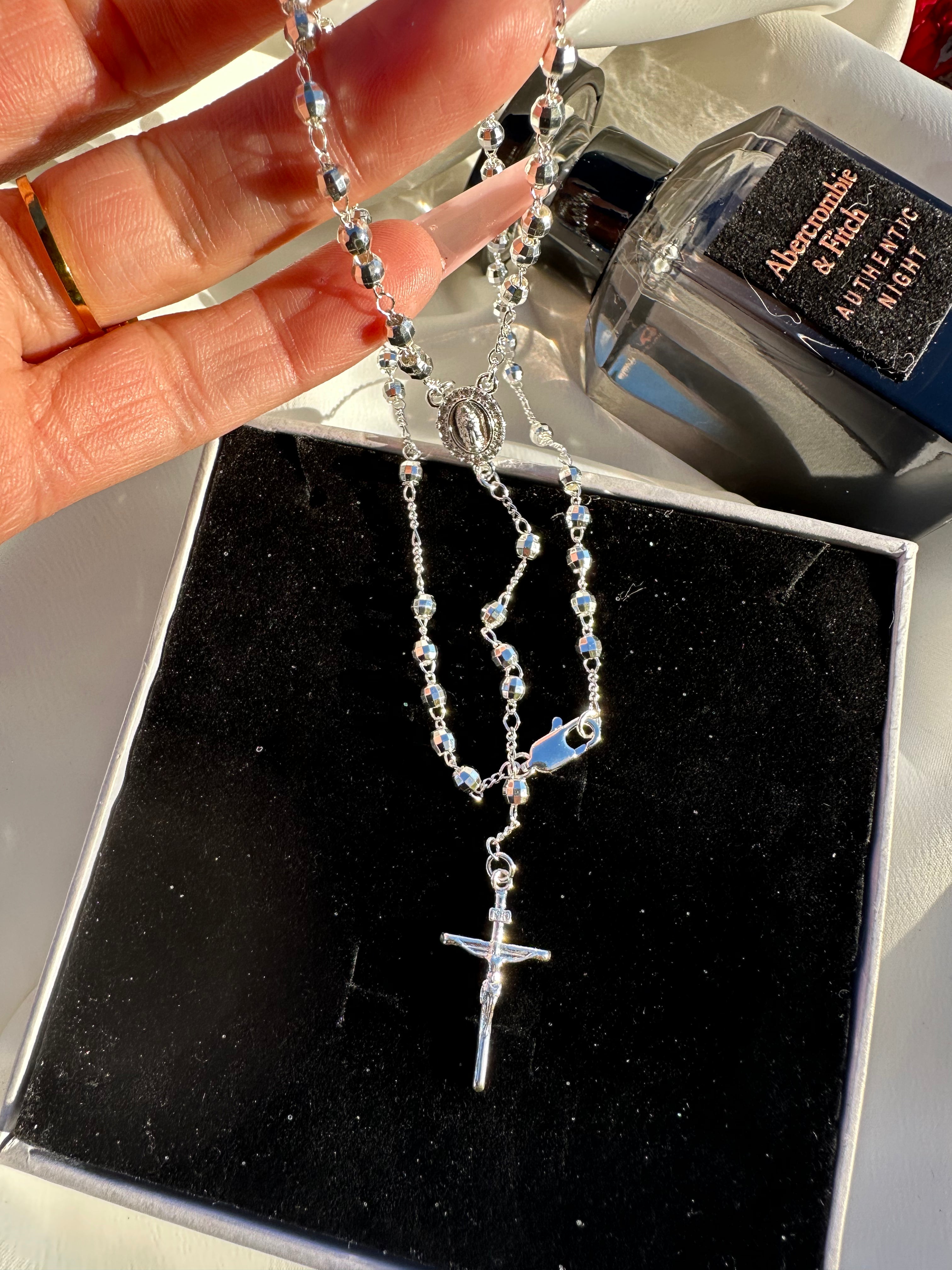 Virgin Mary Devotion Rosario