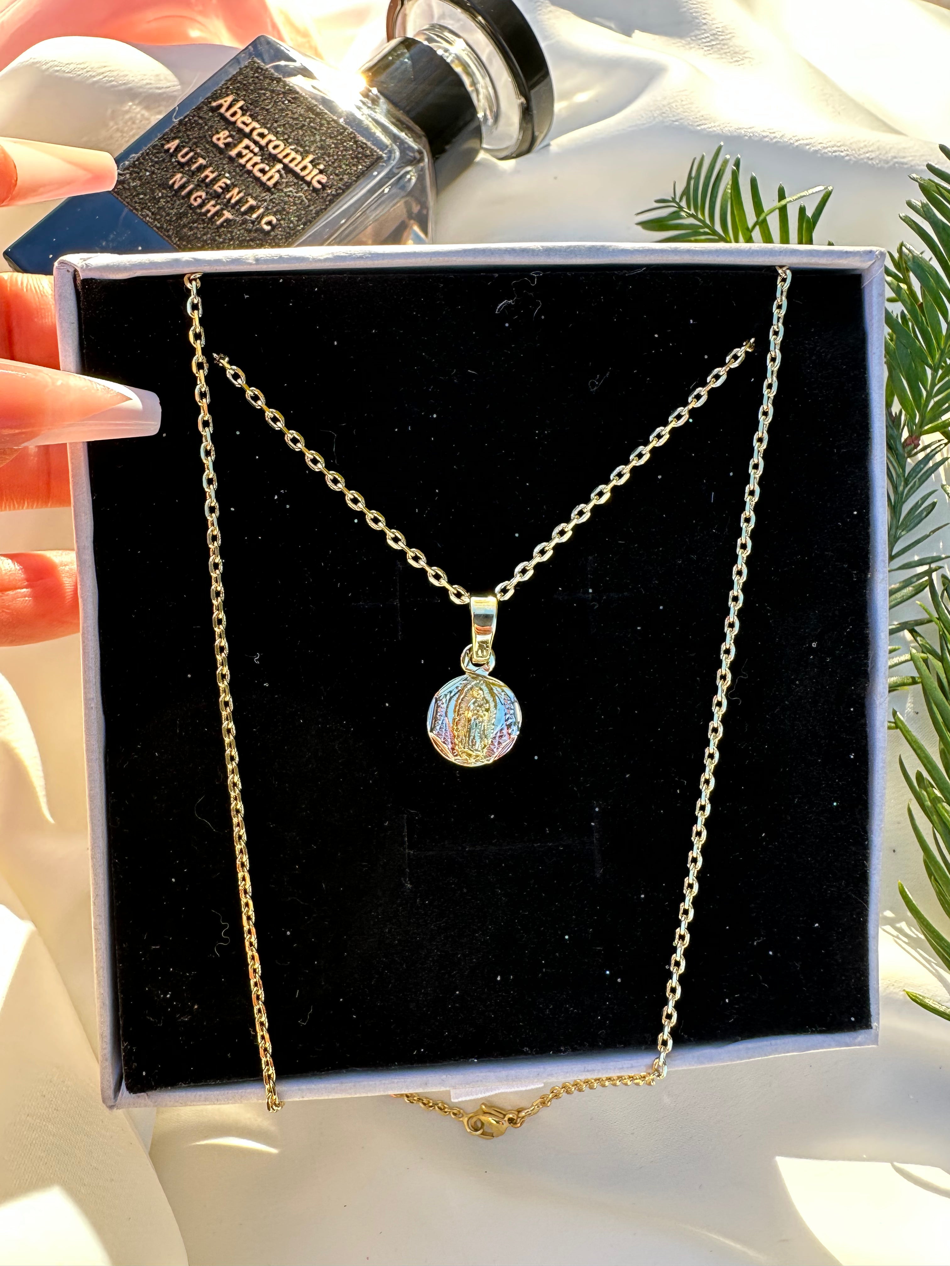 Virgin Mary Devotion Necklace