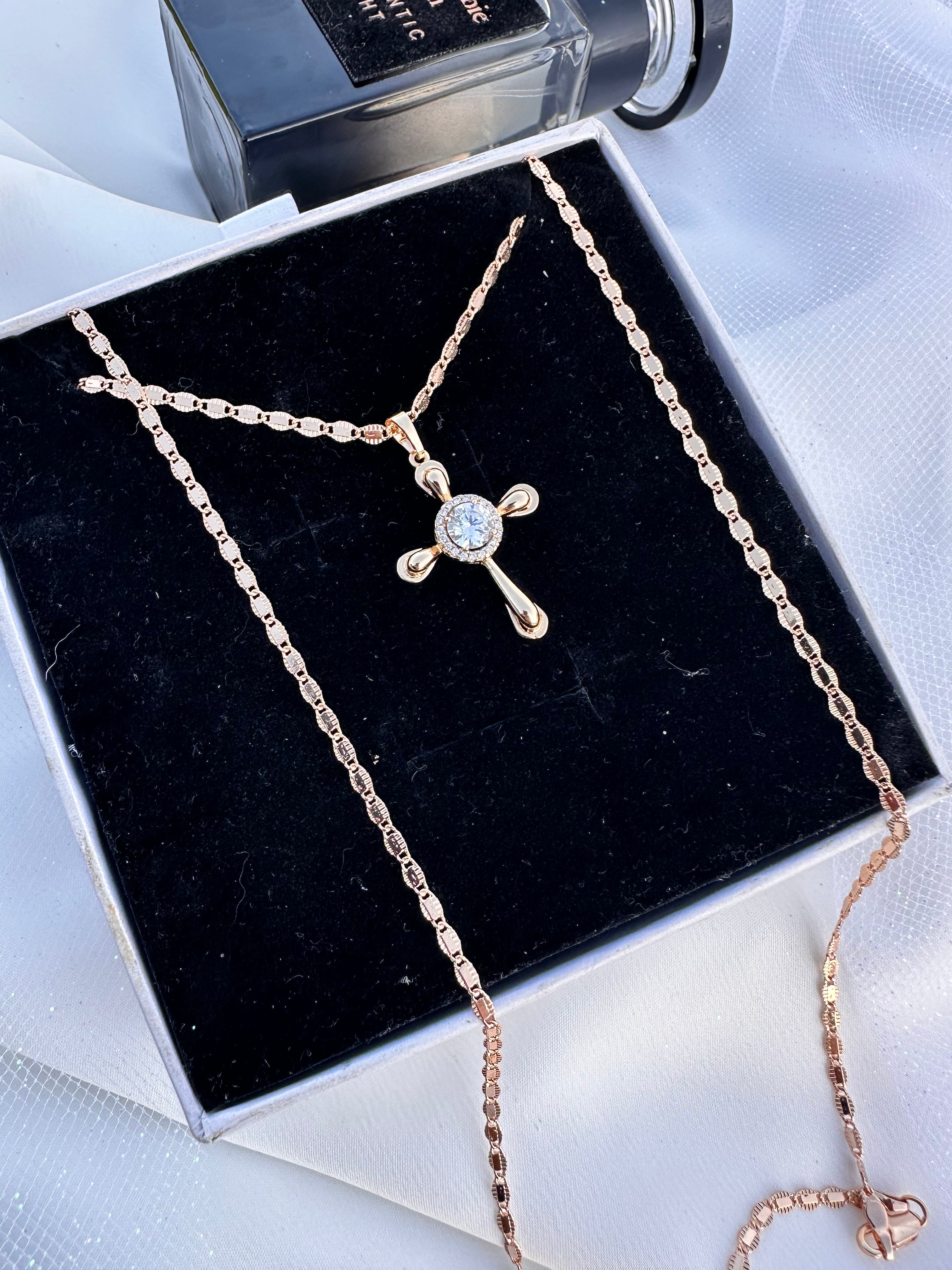 Cruz Milagrosa Necklace