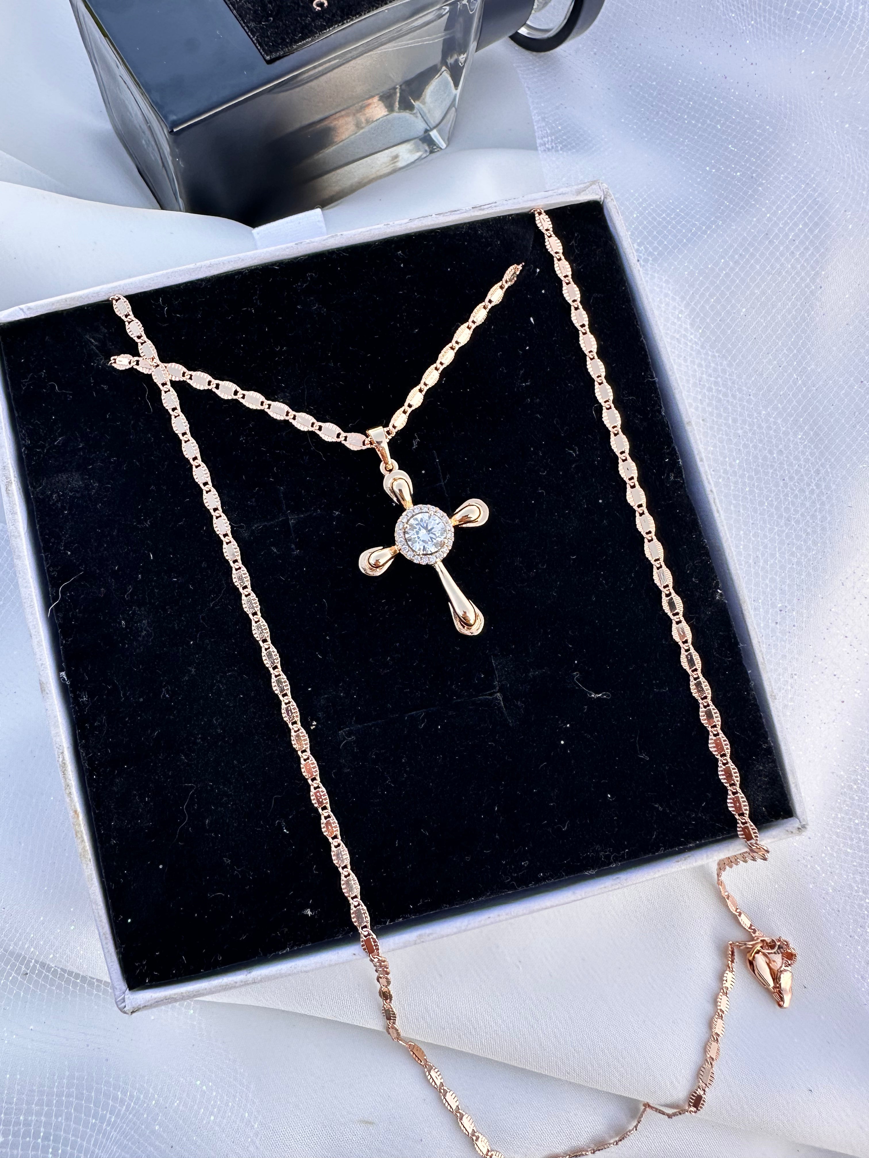 Cruz Milagrosa Necklace