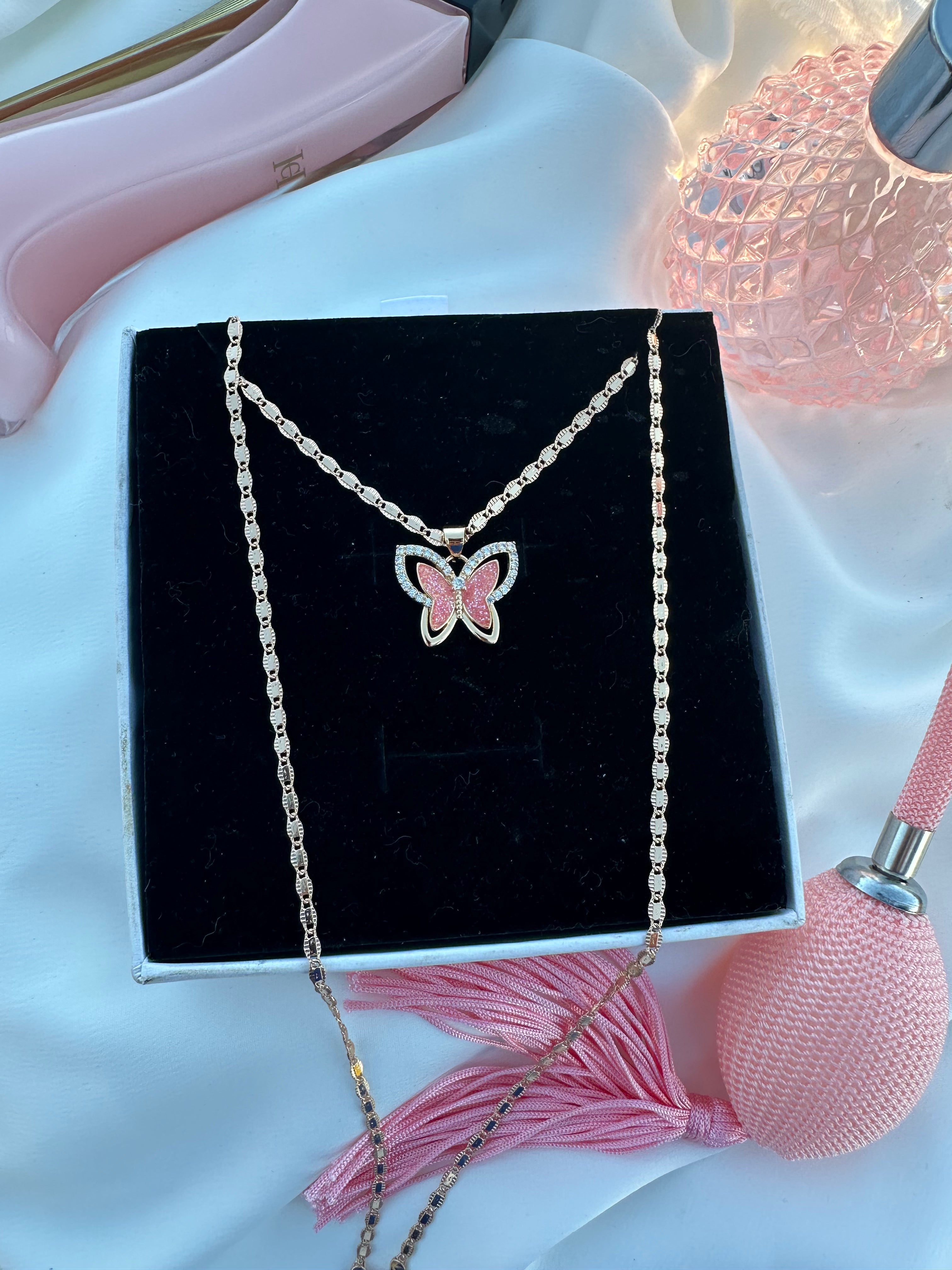 Mariposa Tracionera Necklace